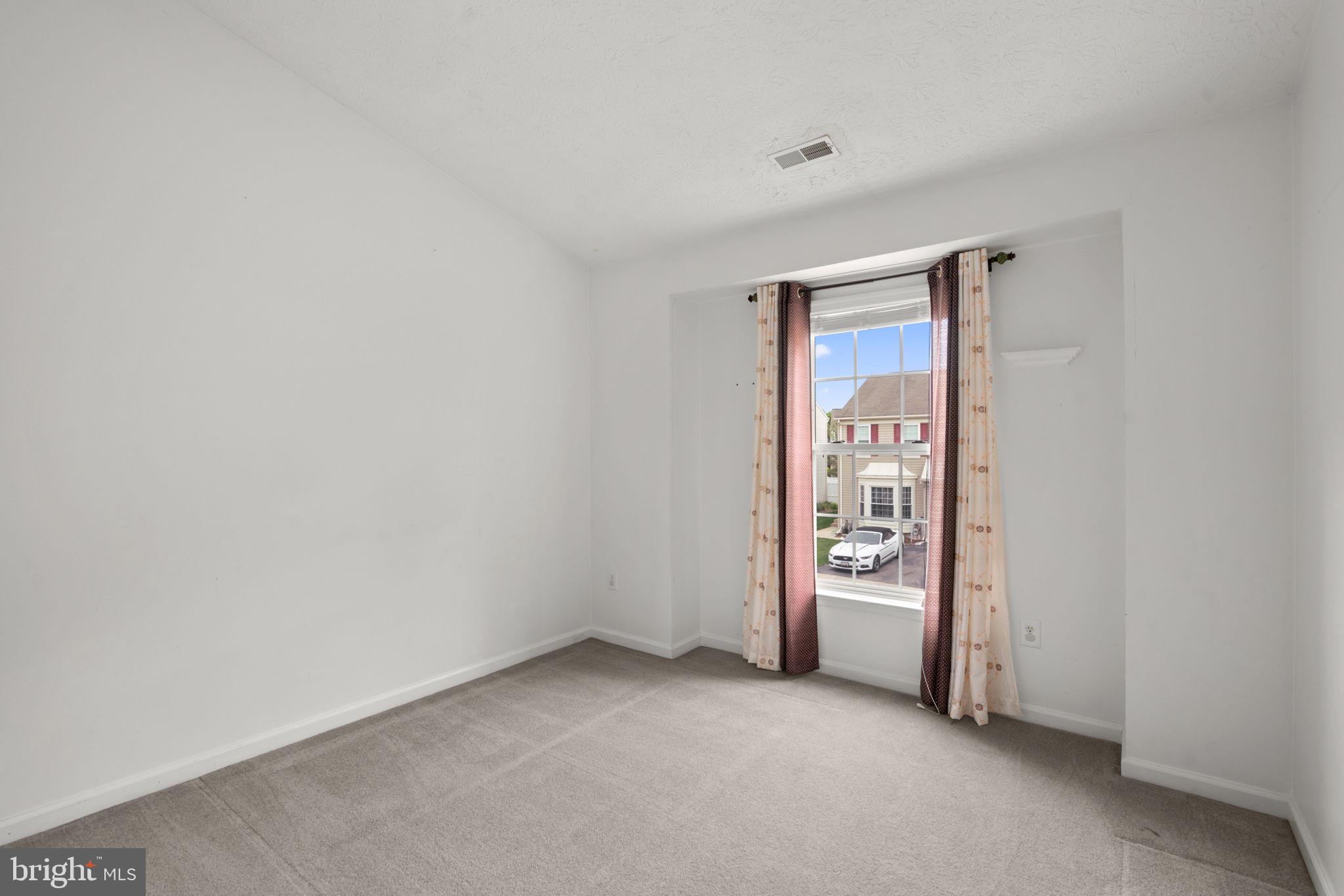 ENCLAVE AT SEVEN OAKS - Residential Lease