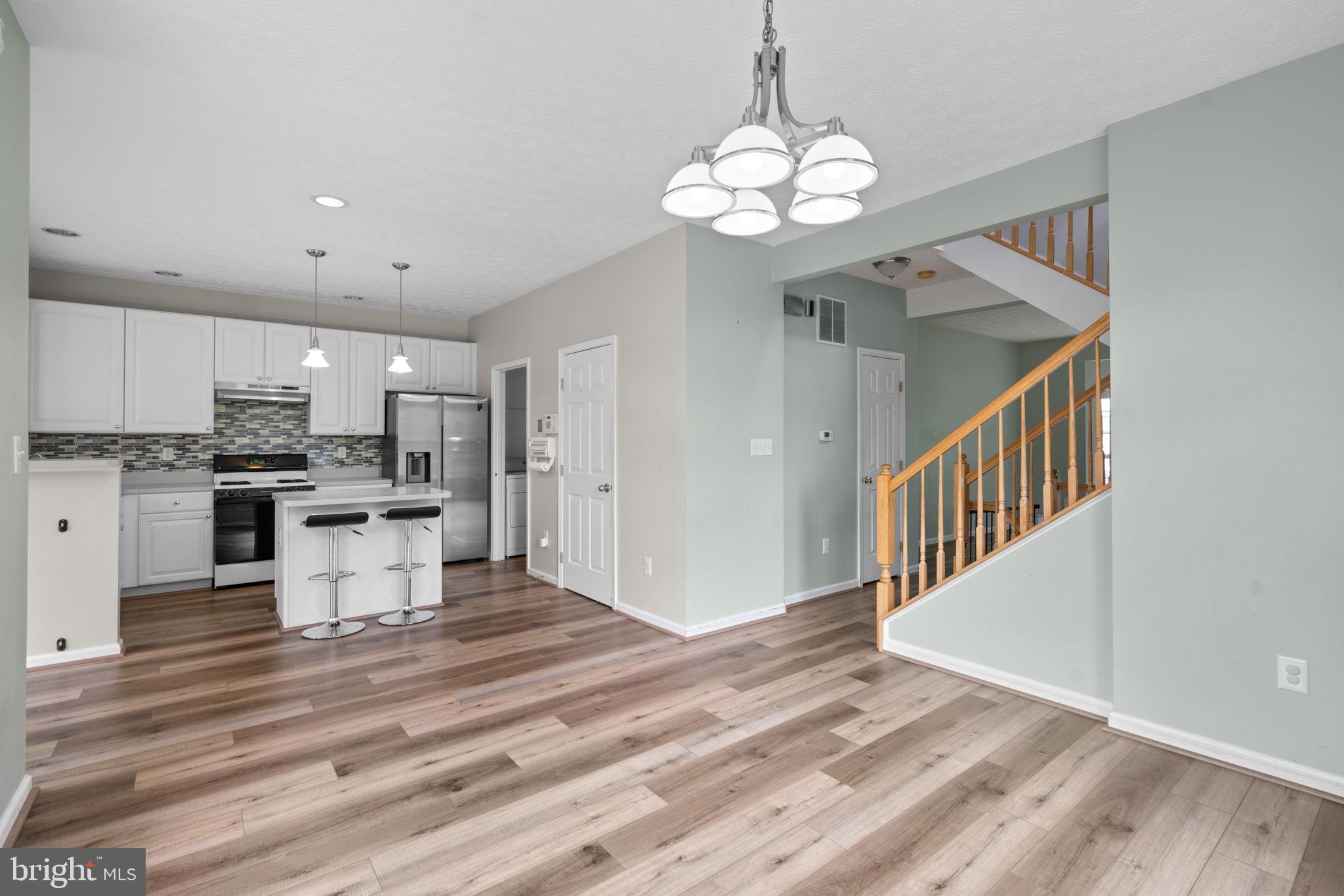 ENCLAVE AT SEVEN OAKS - Residential Lease