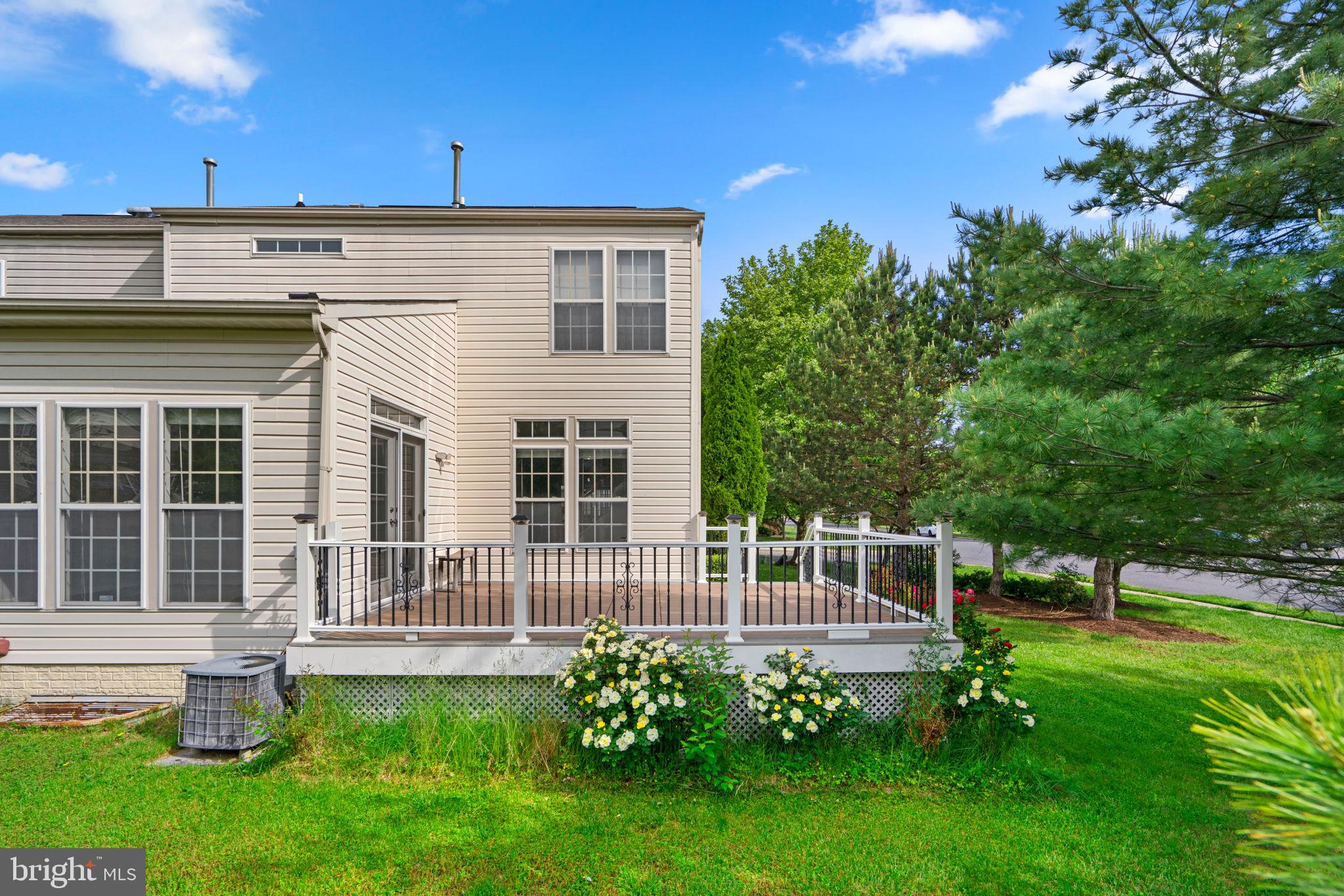 ENCLAVE AT SEVEN OAKS - Residential Lease