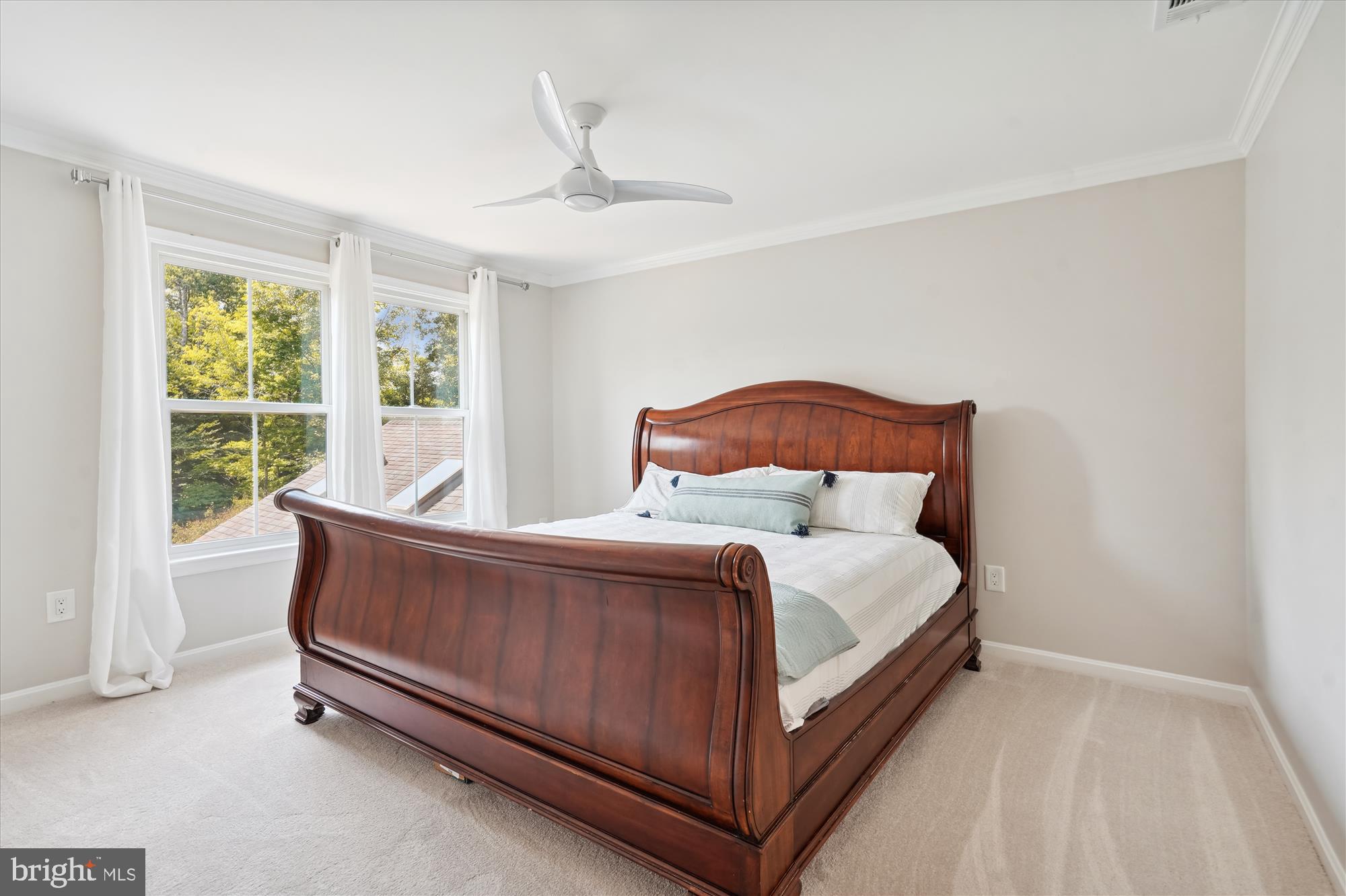 WOLF RUN ESTATES - Residential