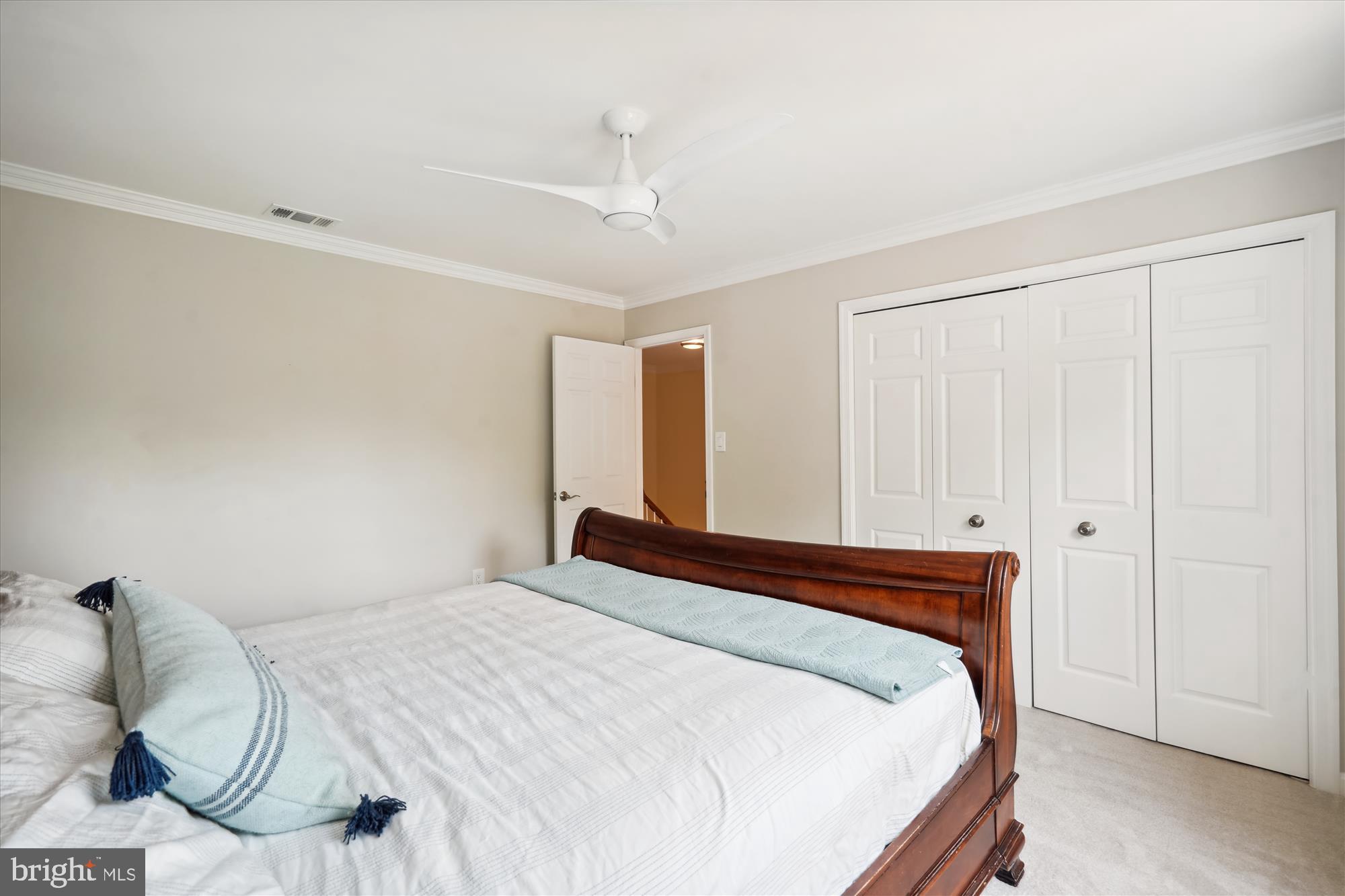 WOLF RUN ESTATES - Residential