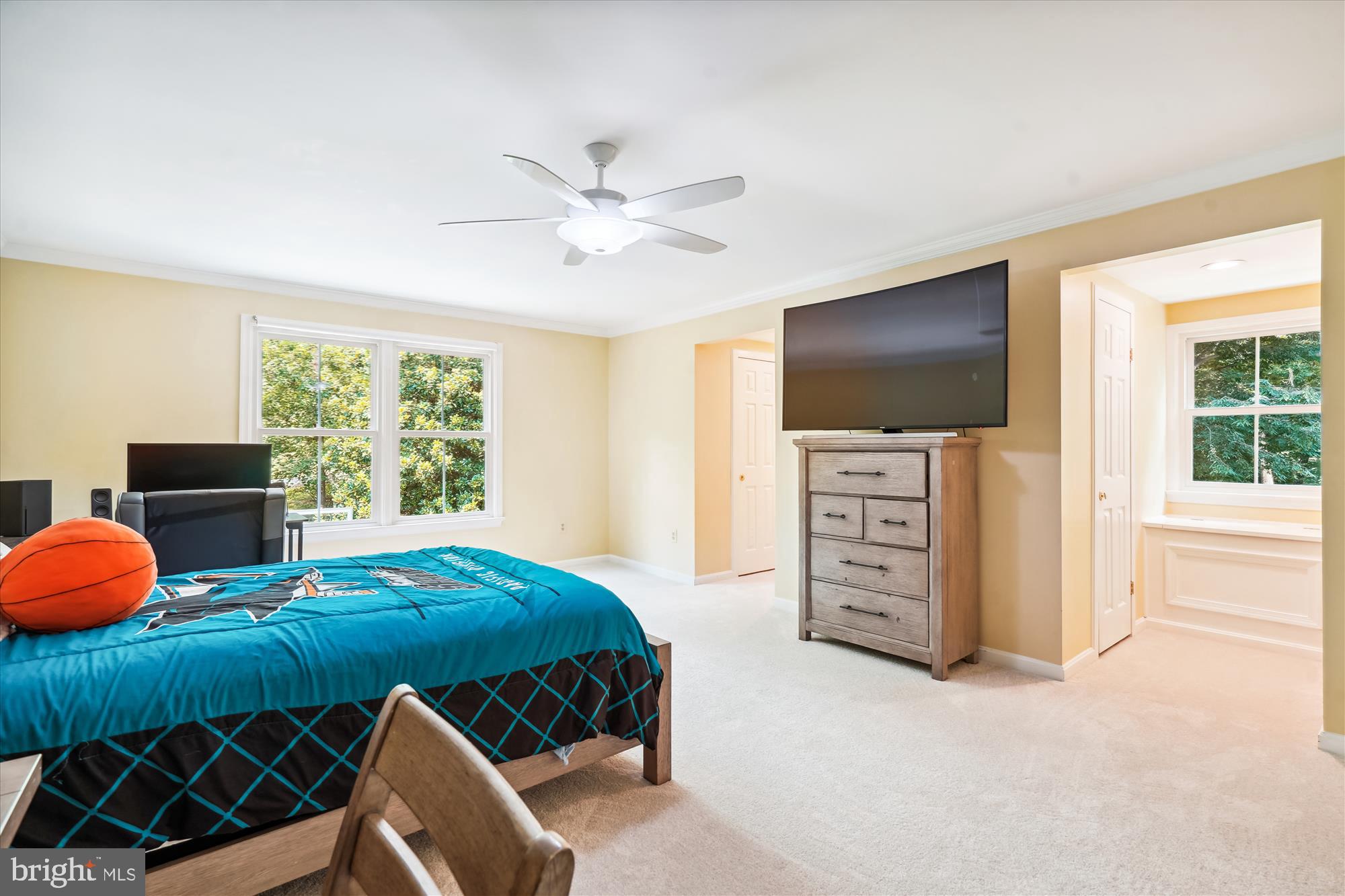 WOLF RUN ESTATES - Residential