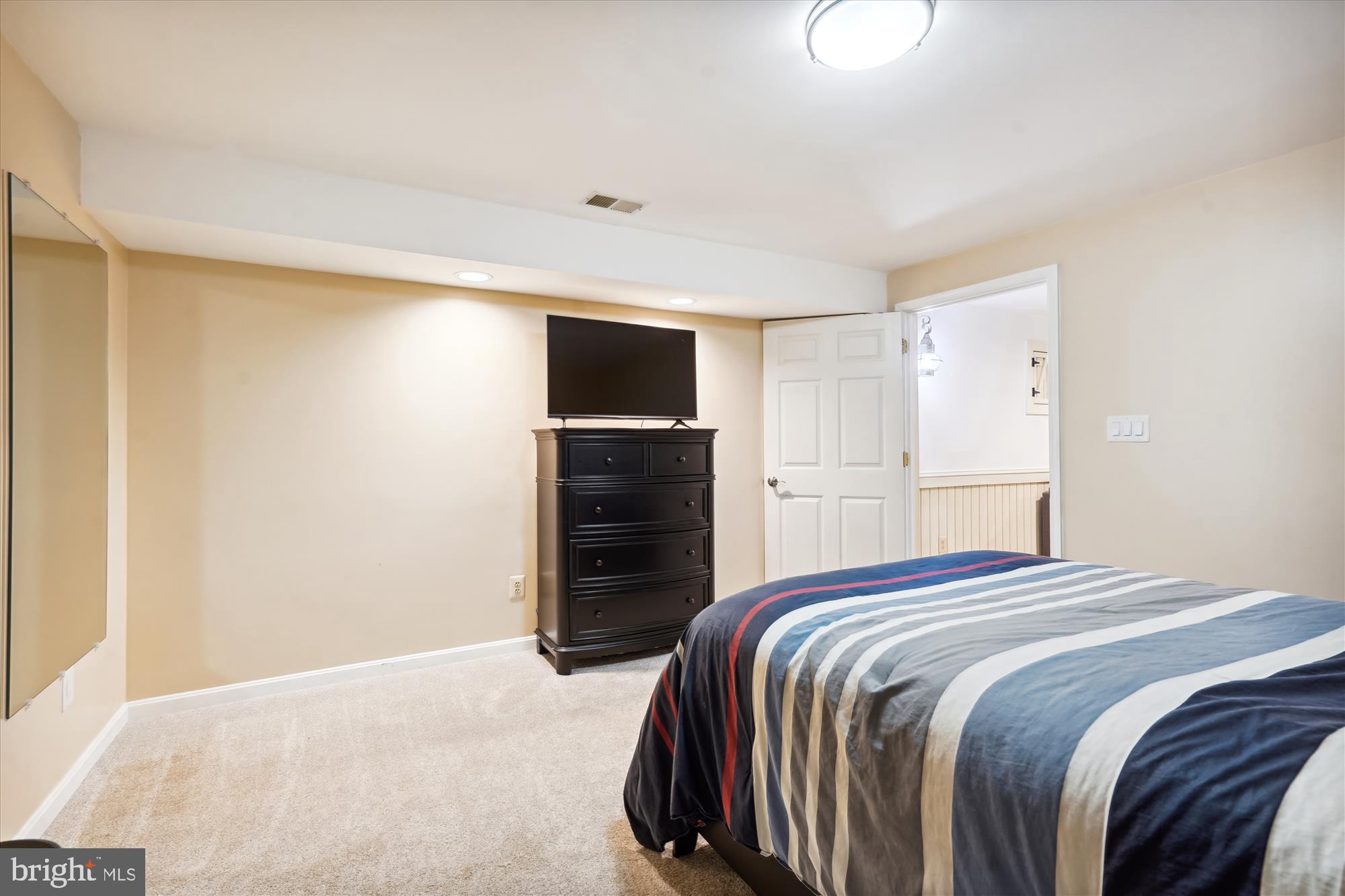 WOLF RUN ESTATES - Residential