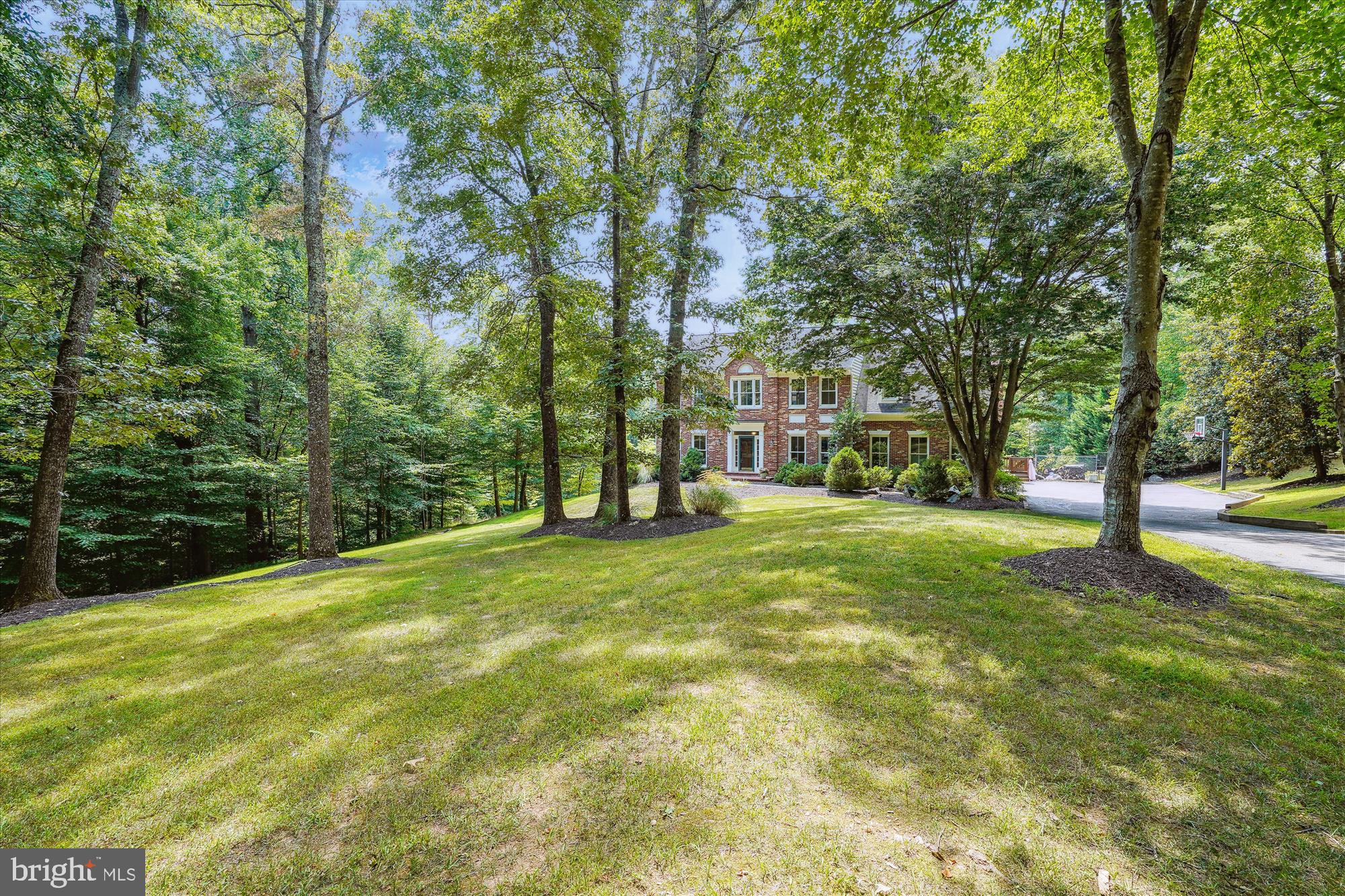 WOLF RUN ESTATES - Residential