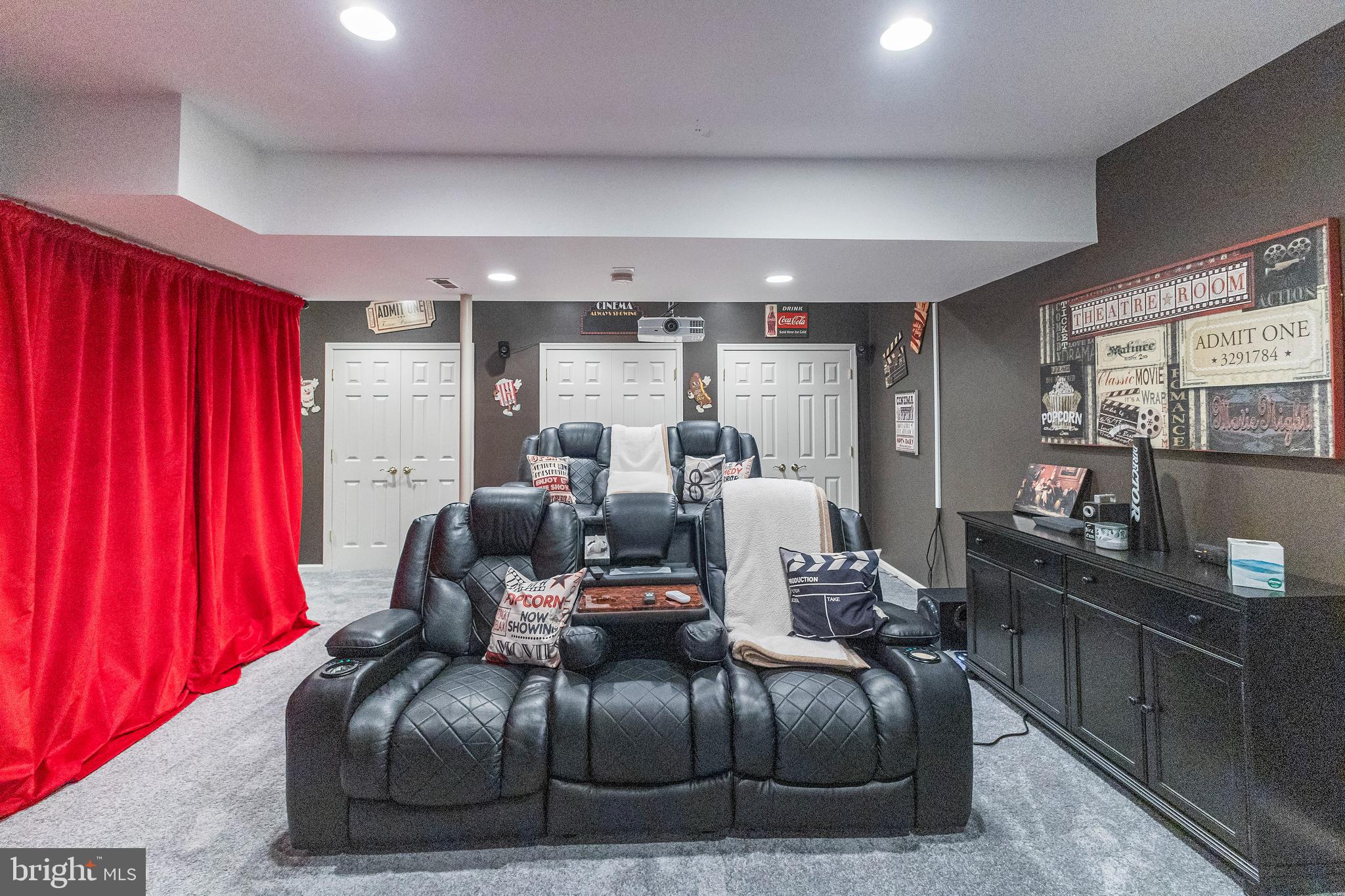 CROWNSVILLE - Residential