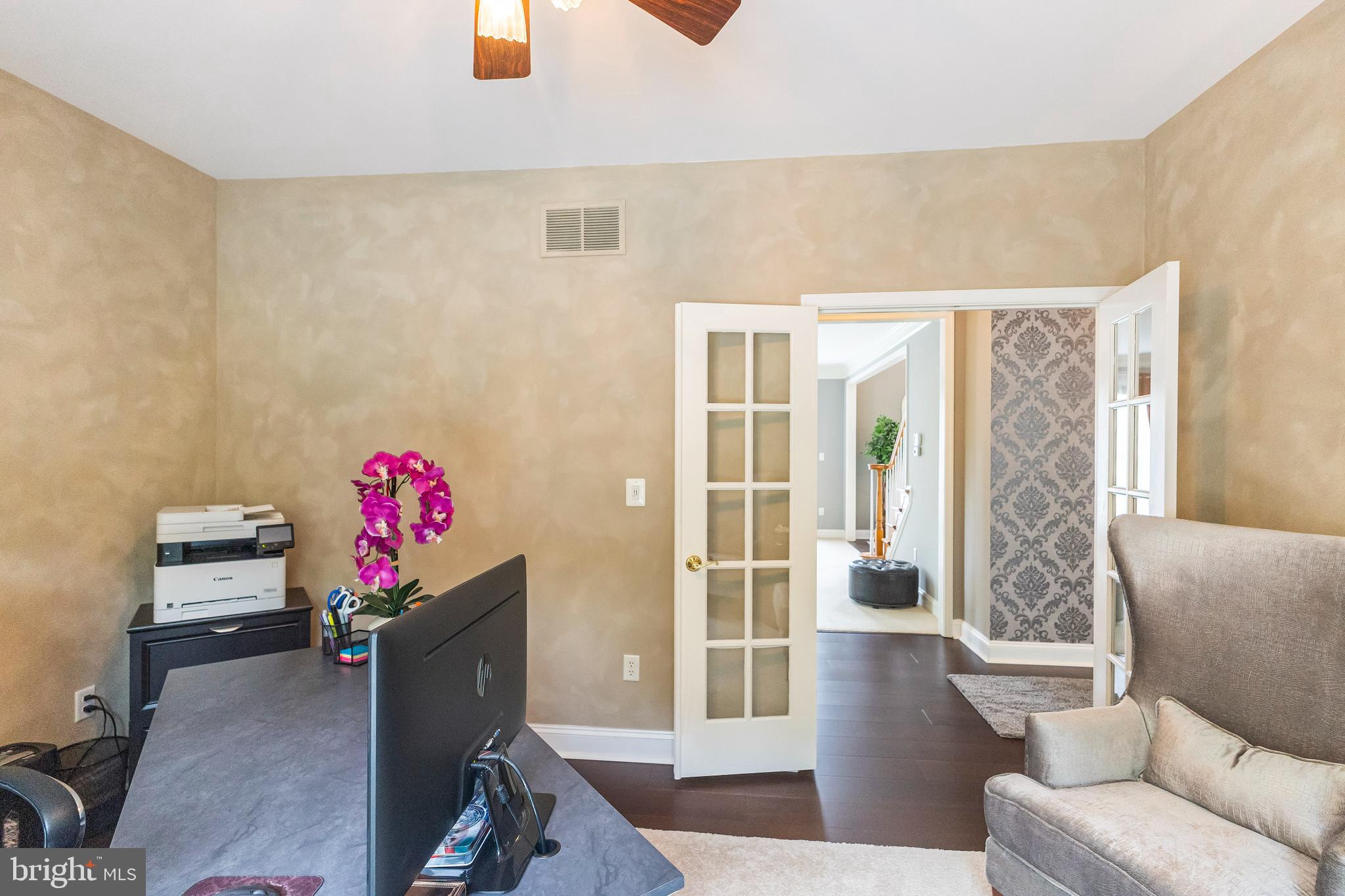 CROWNSVILLE - Residential