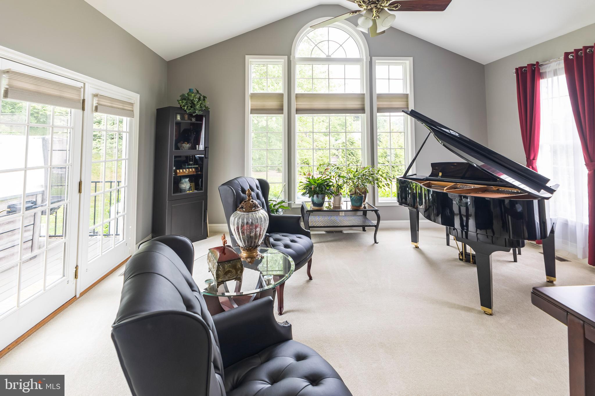 CROWNSVILLE - Residential