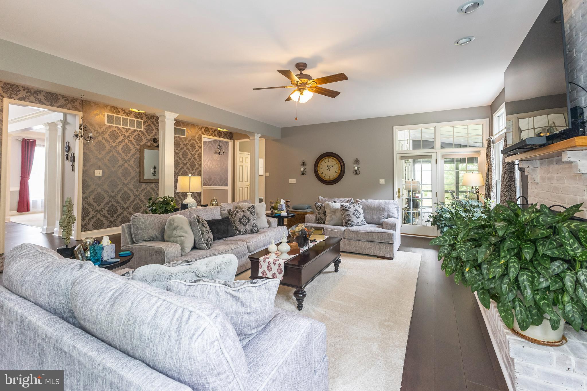 CROWNSVILLE - Residential