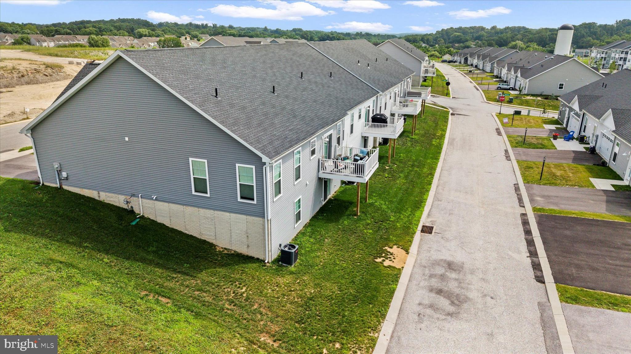 BELMONT RIDGE - Residential