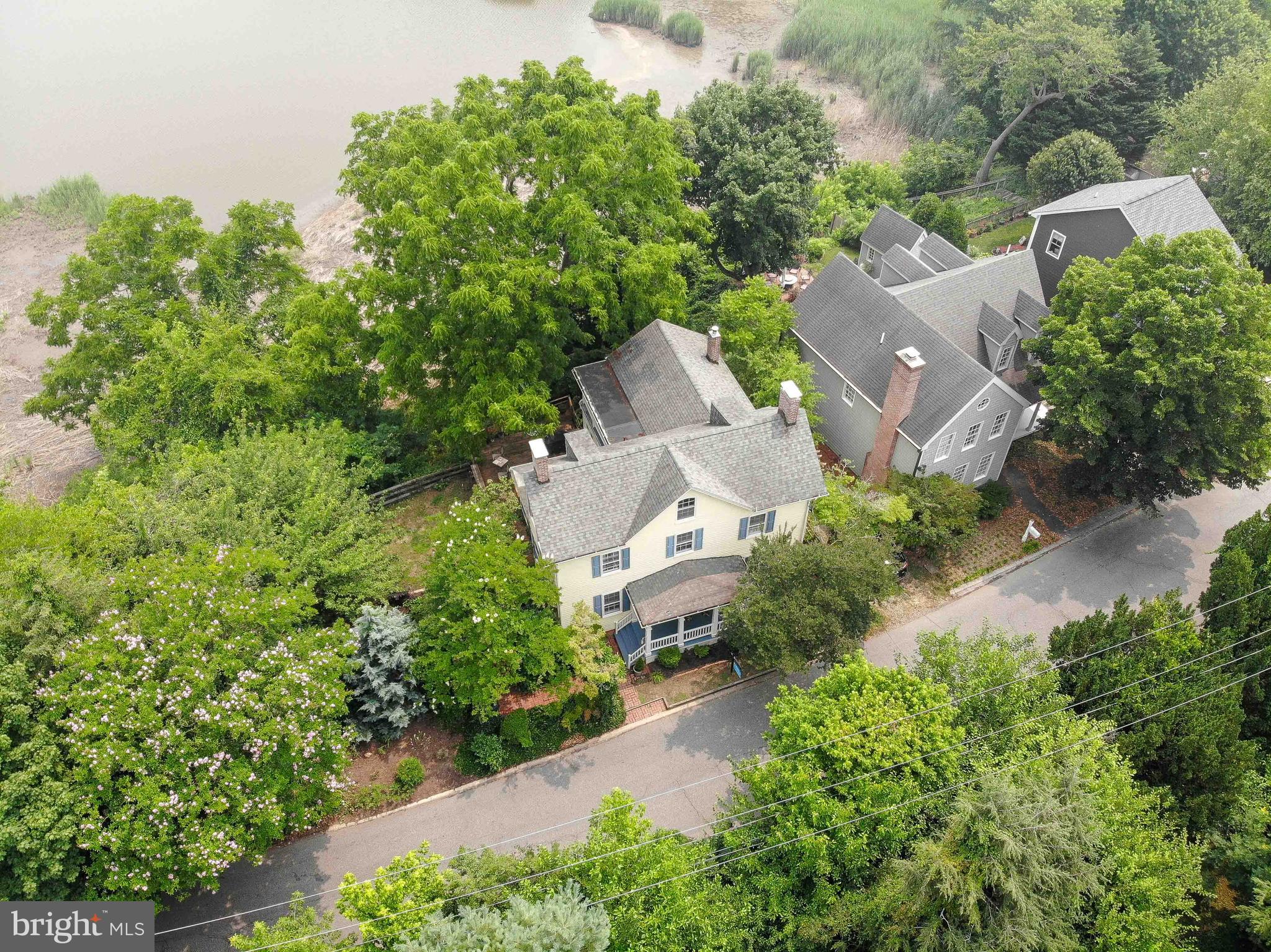 TOWN OF CENTREVILLE - Residential