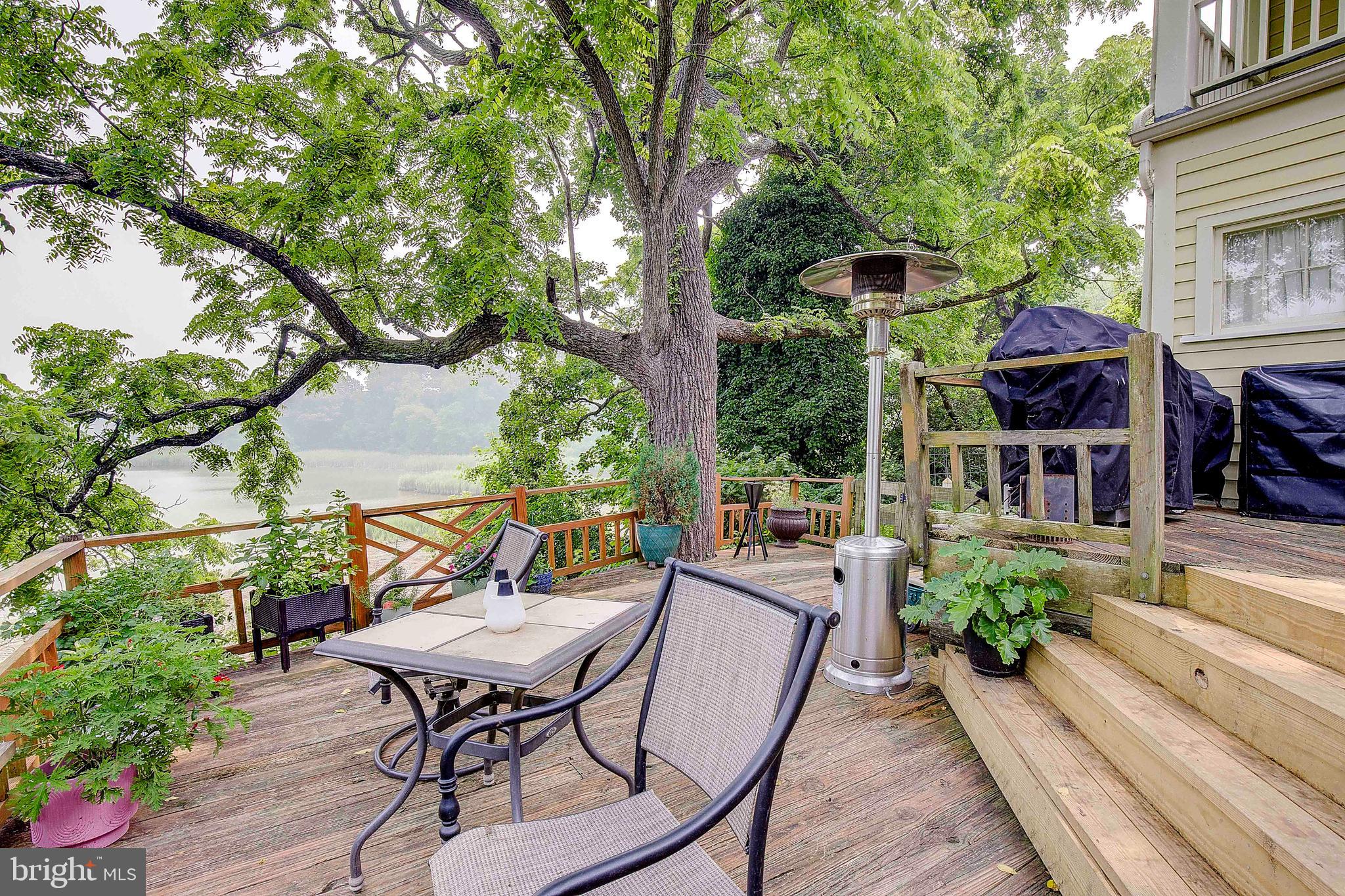 TOWN OF CENTREVILLE - Residential