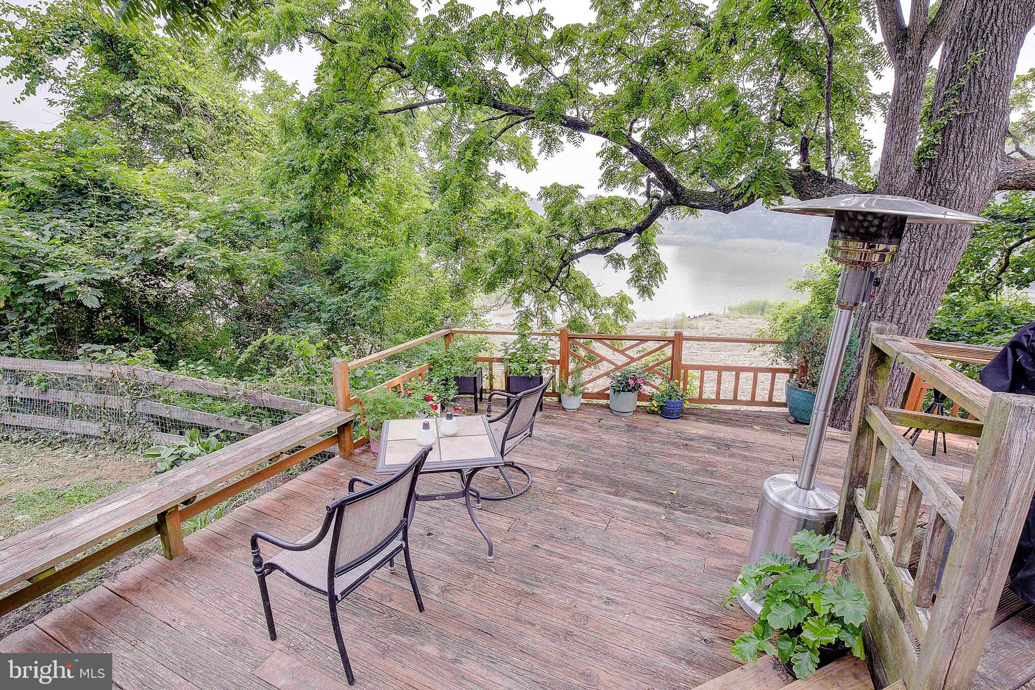 TOWN OF CENTREVILLE - Residential