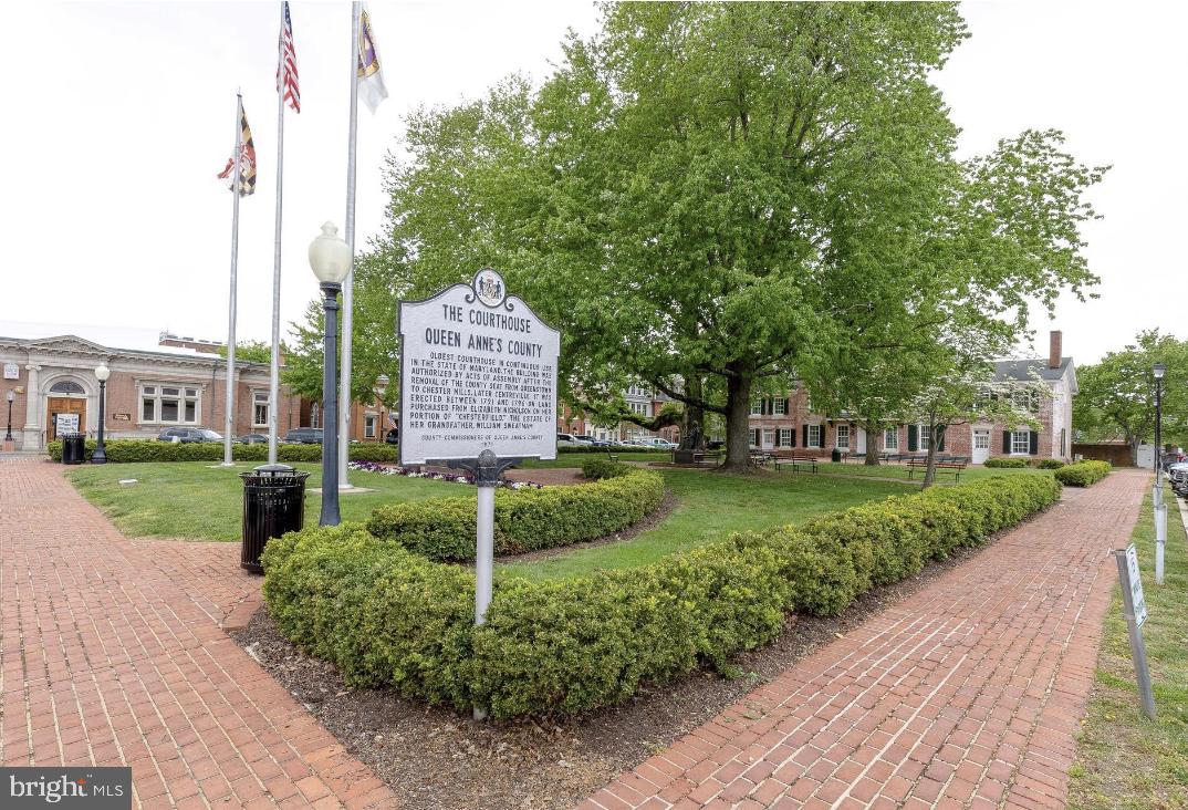 TOWN OF CENTREVILLE - Residential