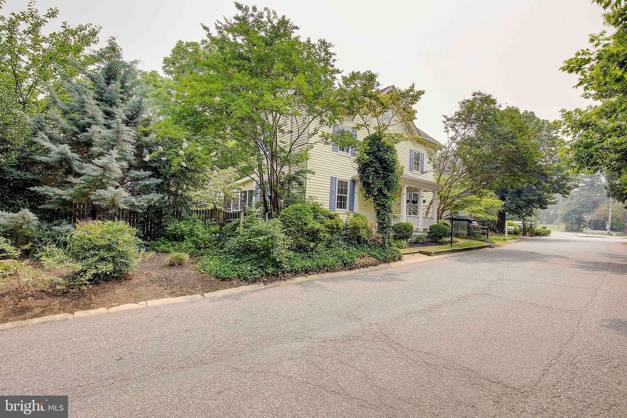 TOWN OF CENTREVILLE - Residential