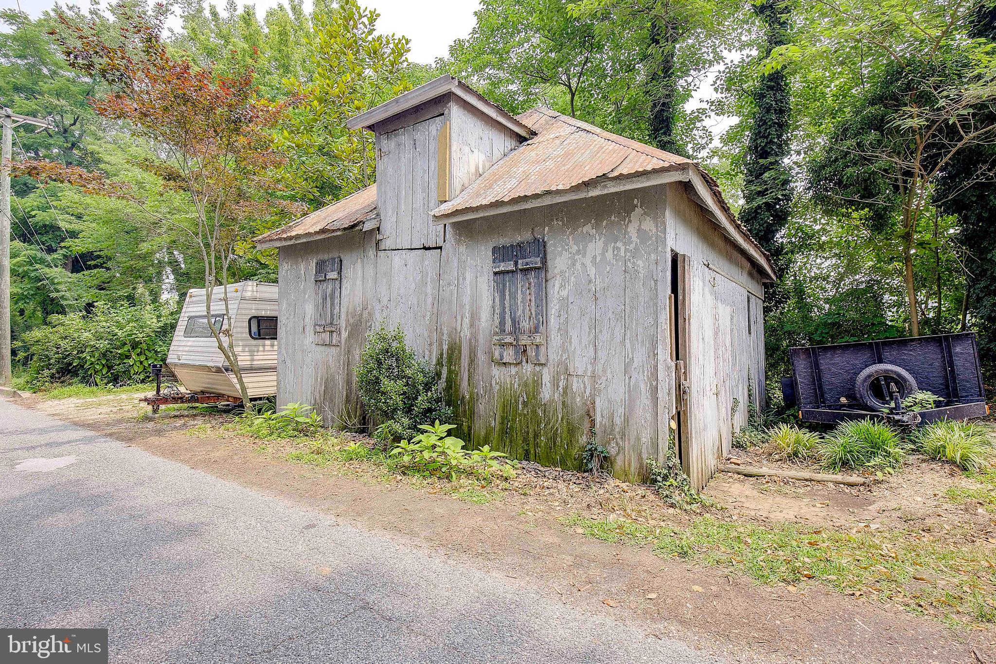 TOWN OF CENTREVILLE - Residential