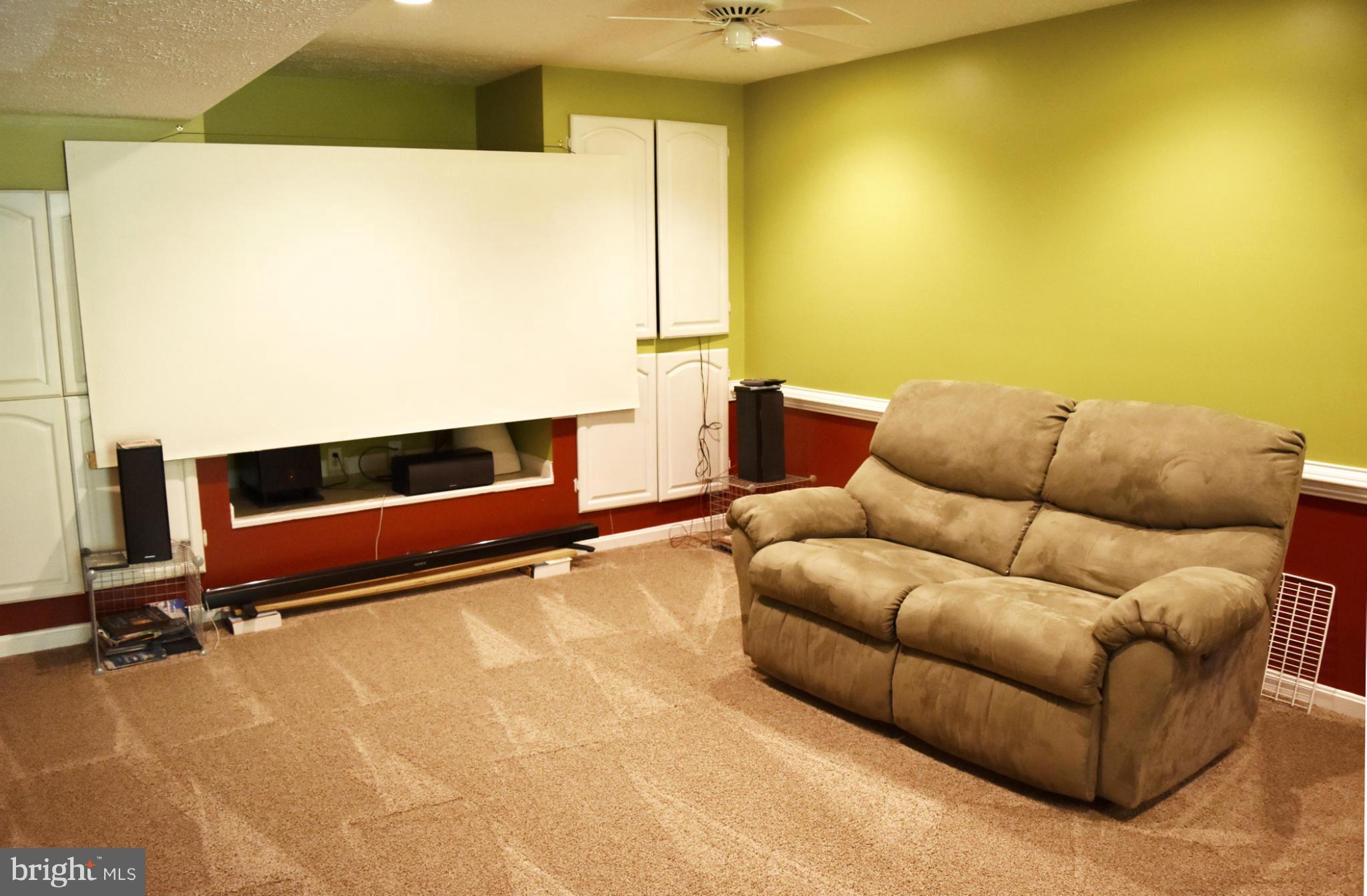 WARFIELDS RANGE - Residential Lease