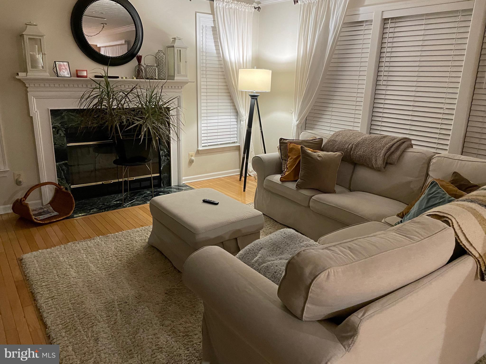 WARFIELDS RANGE - Residential Lease