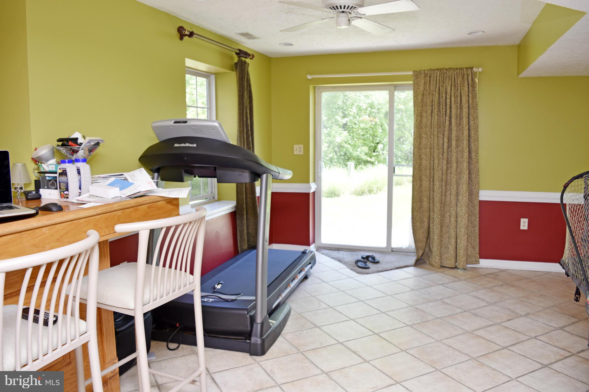 WARFIELDS RANGE - Residential Lease