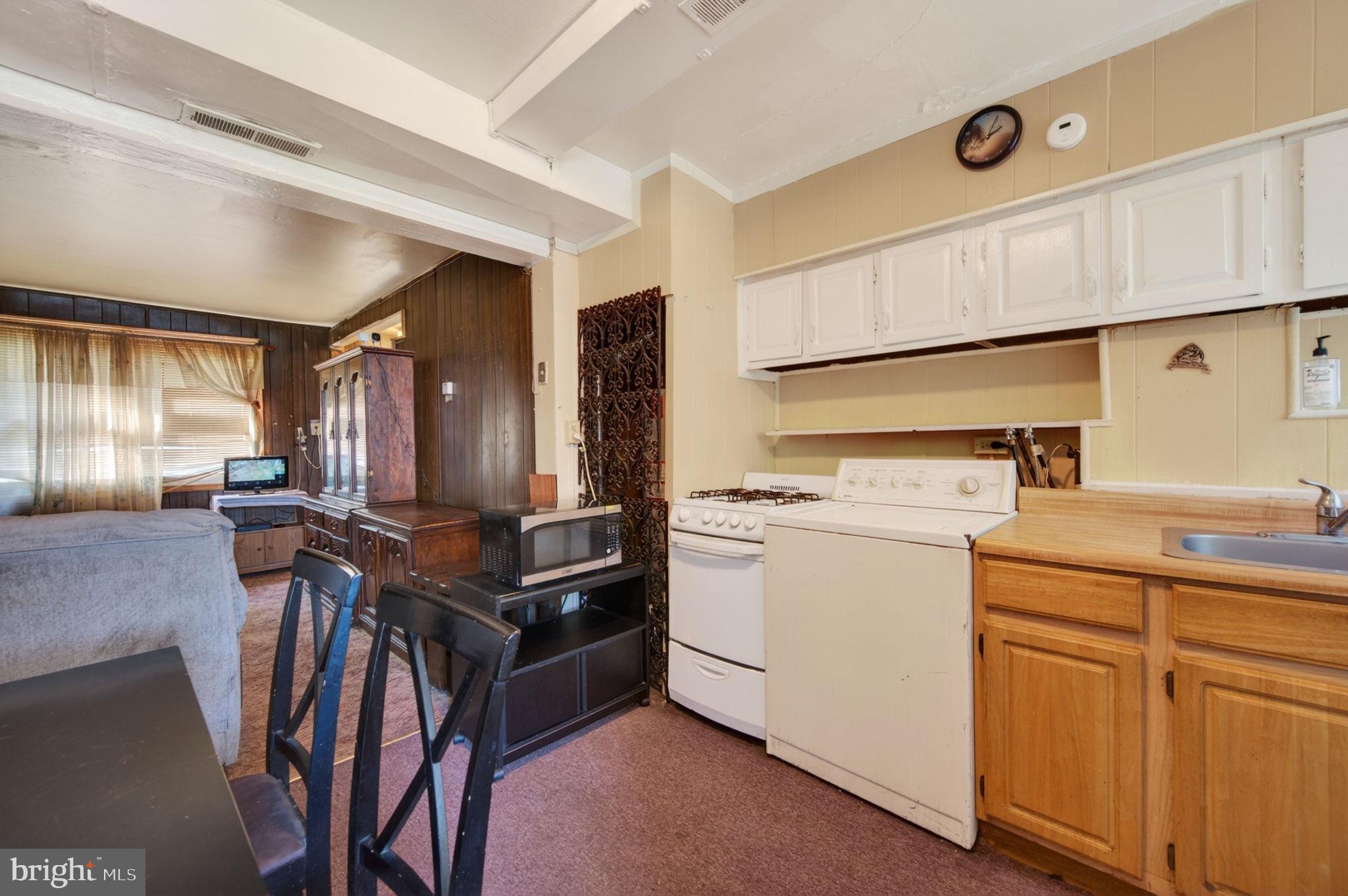ARMISTEAD GARDENS - Residential