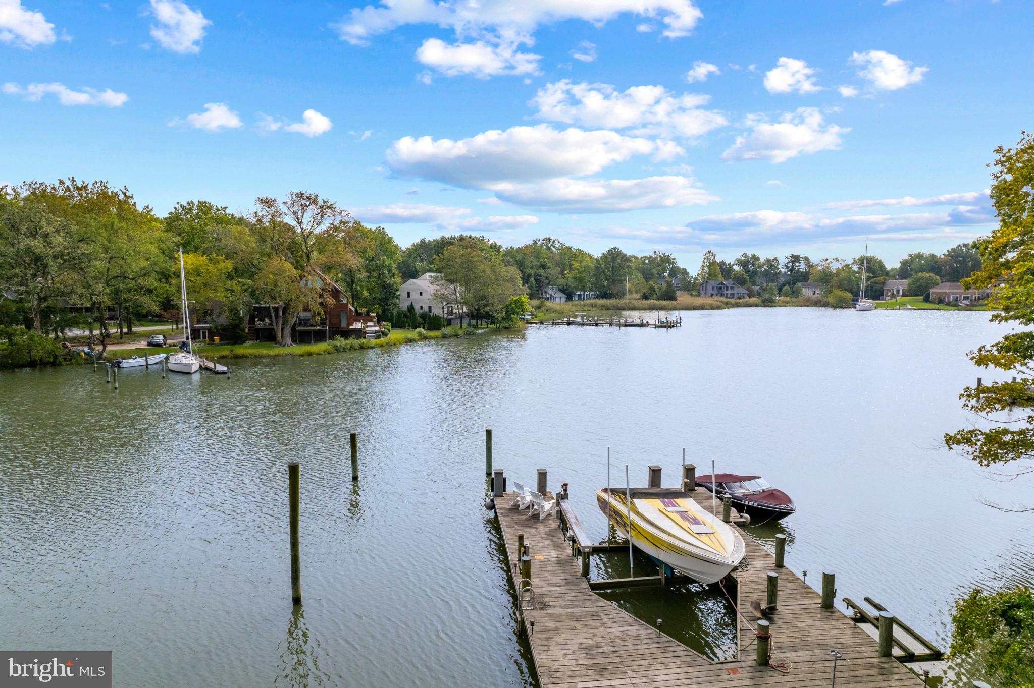 HILLSMERE ESTATES - Residential