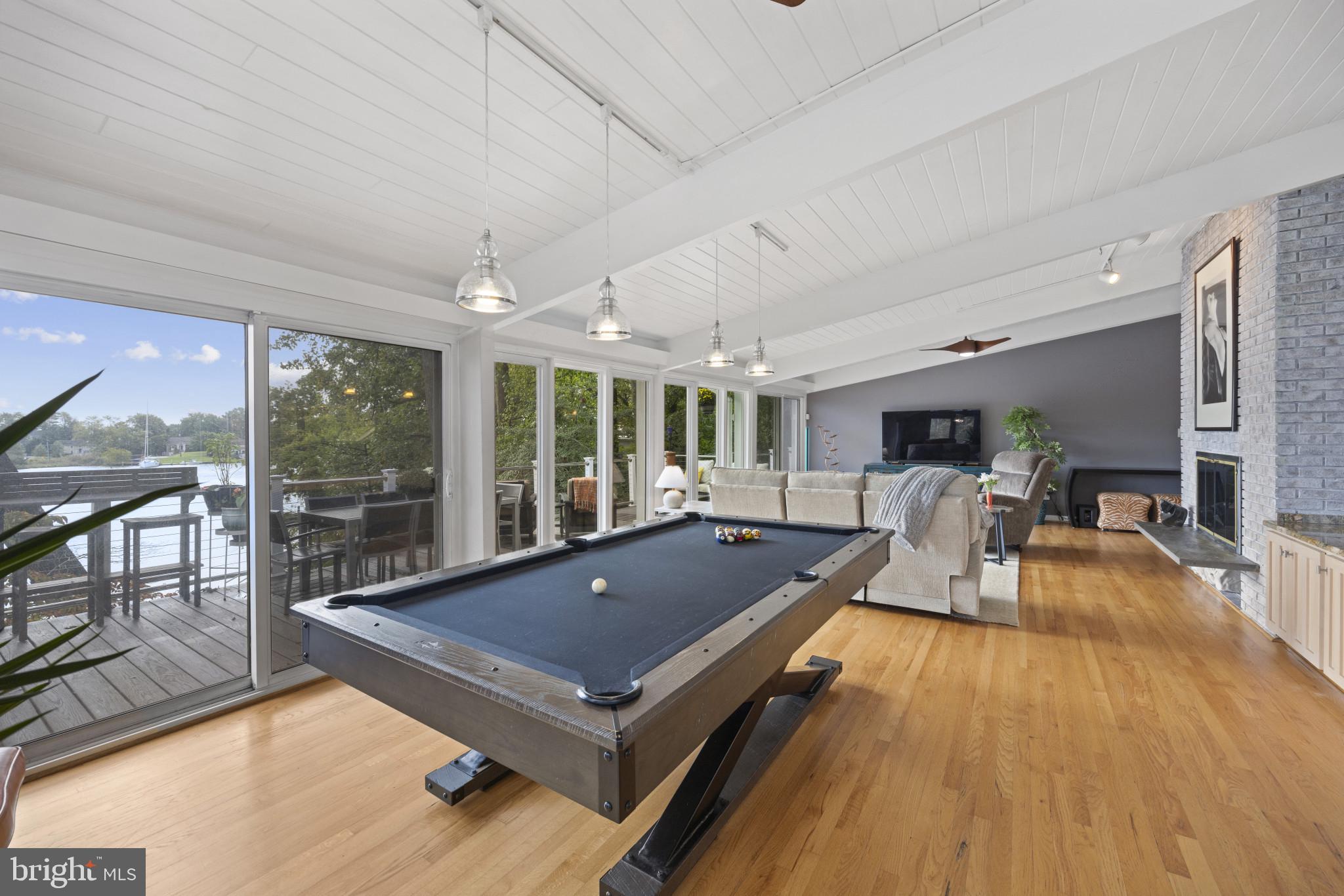 HILLSMERE ESTATES - Residential