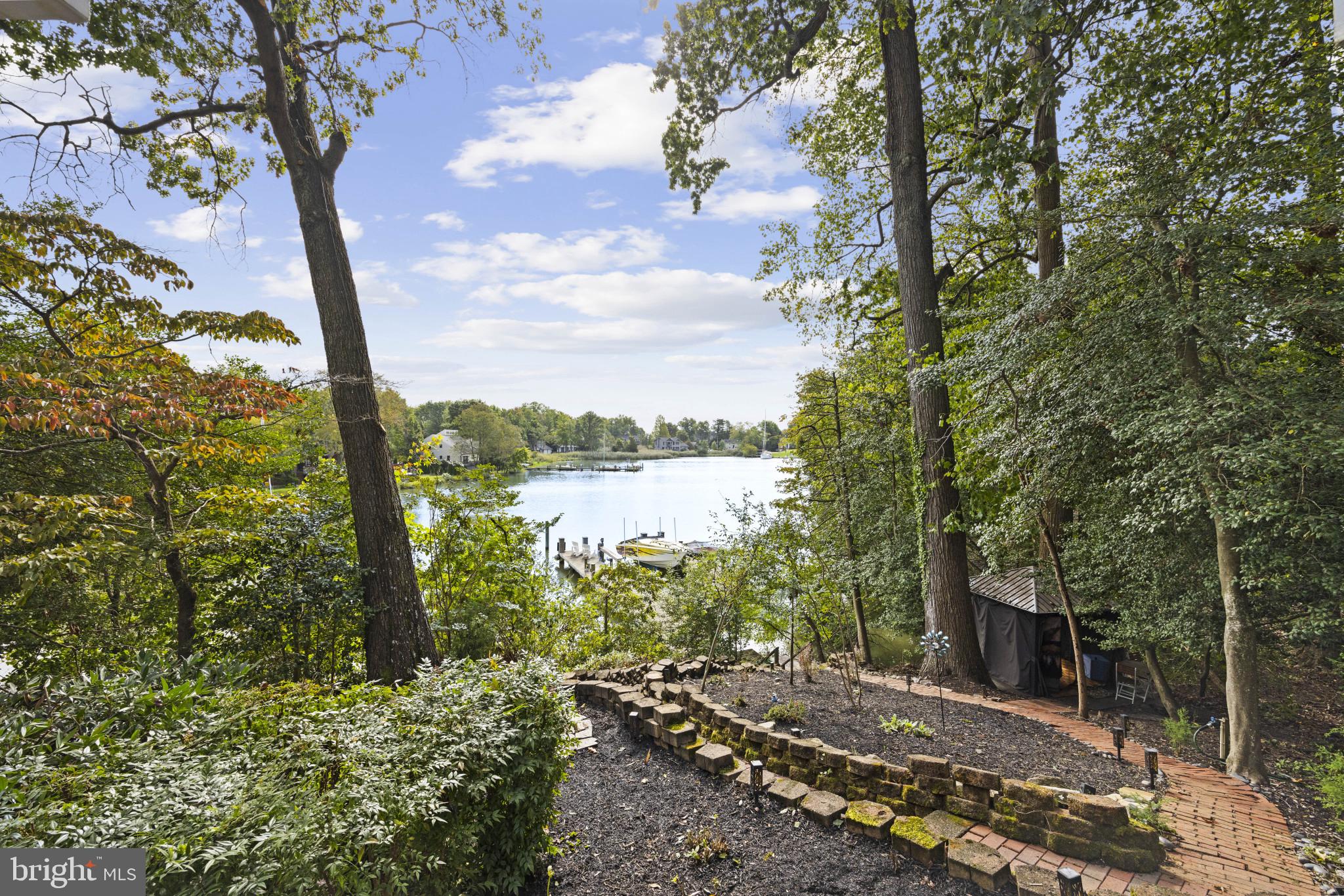 HILLSMERE ESTATES - Residential