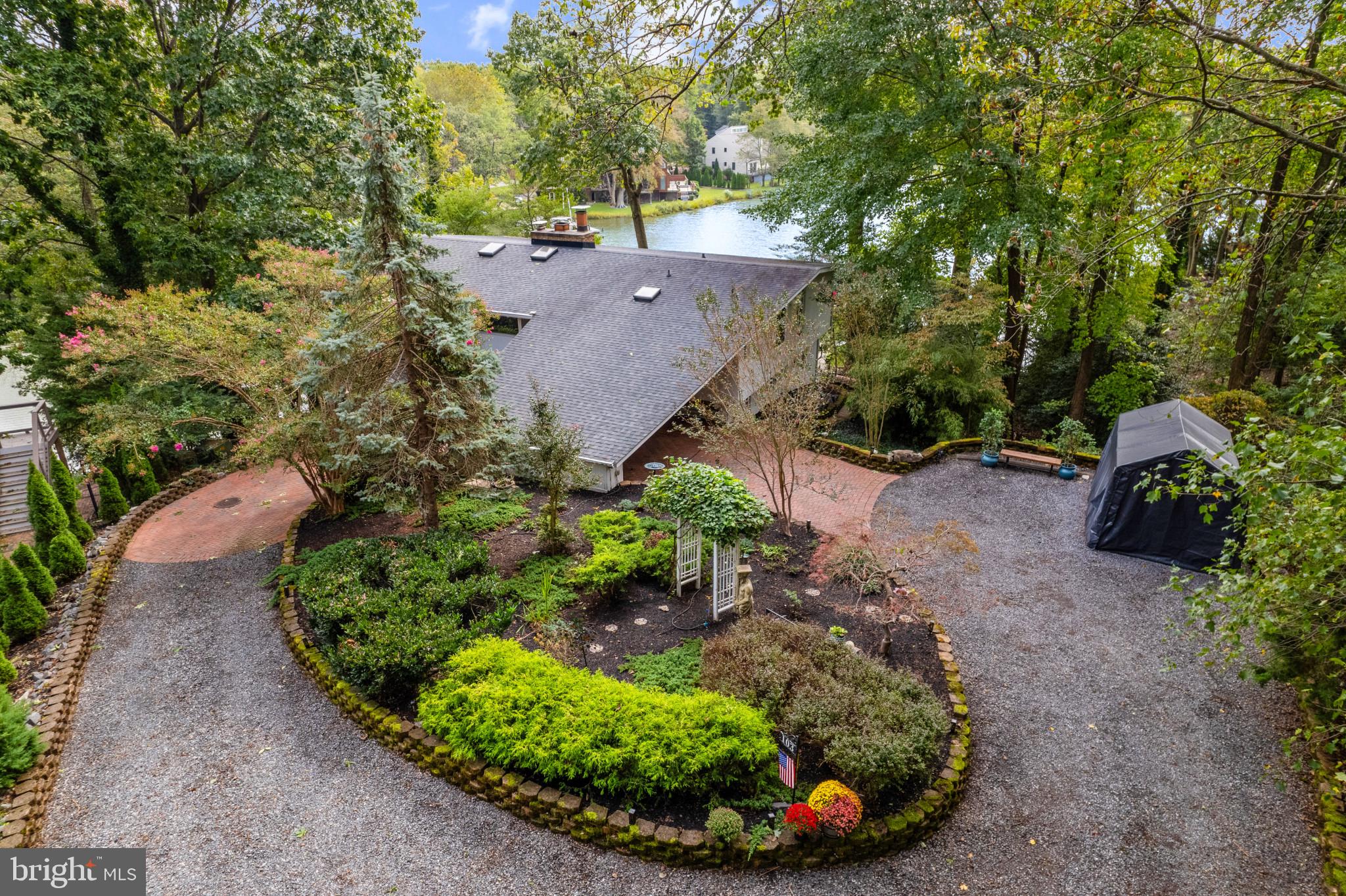 HILLSMERE ESTATES - Residential