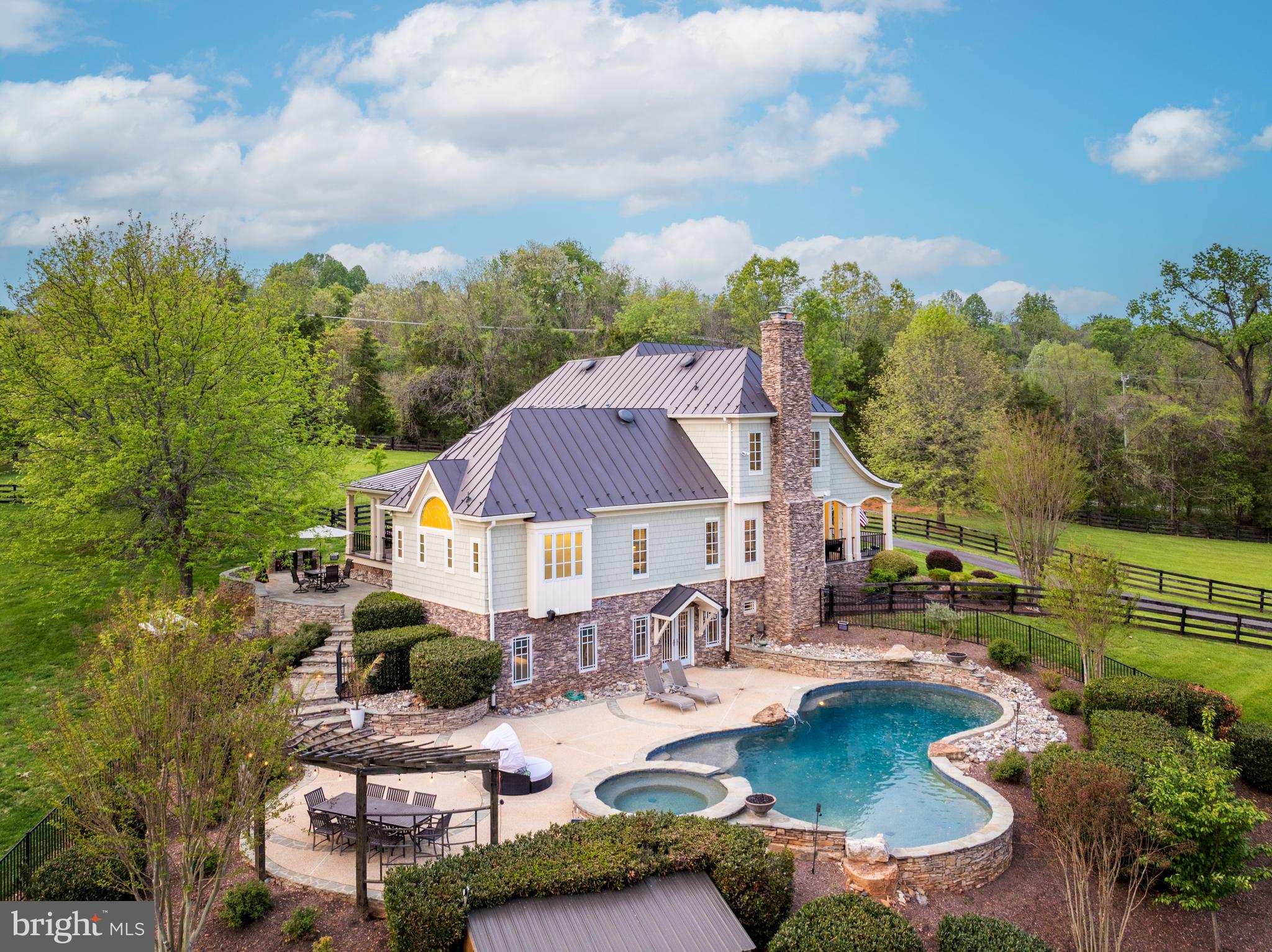 WOODBURN - Residential