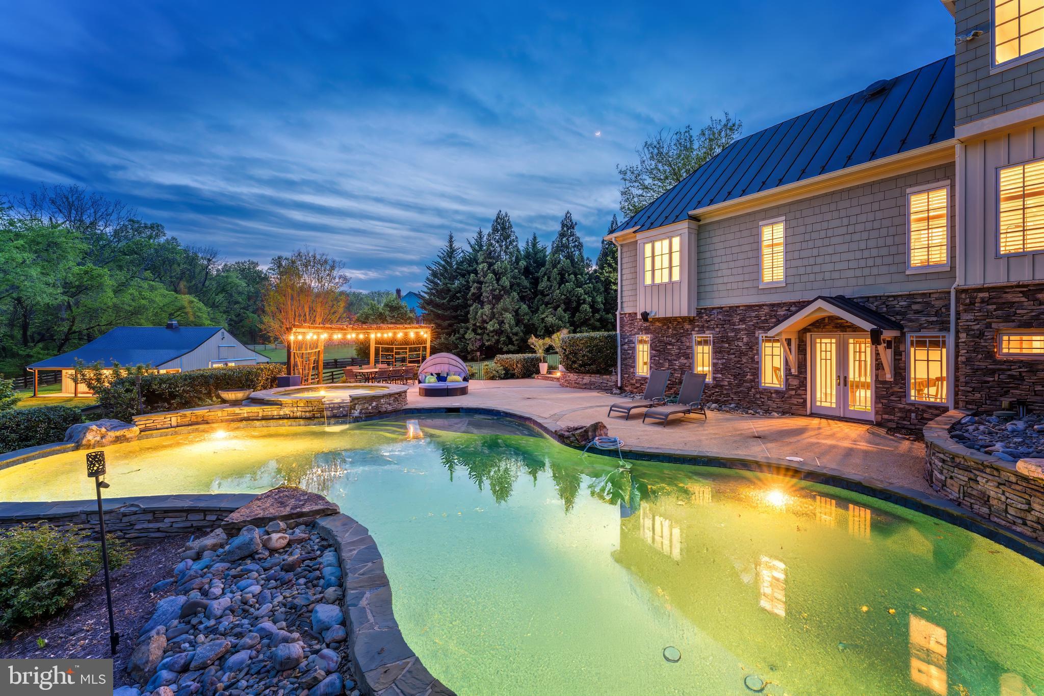 WOODBURN - Residential