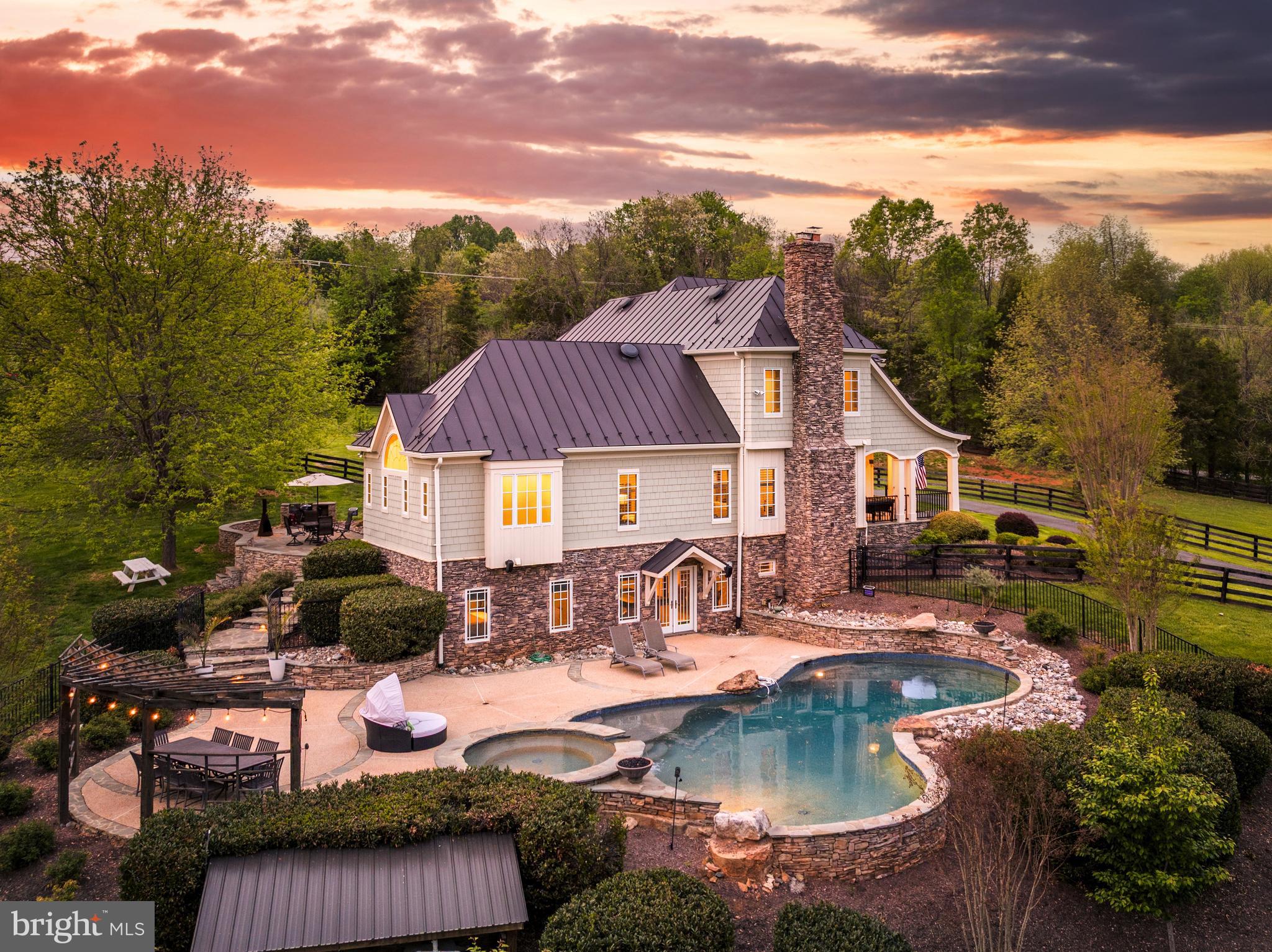 WOODBURN - Residential