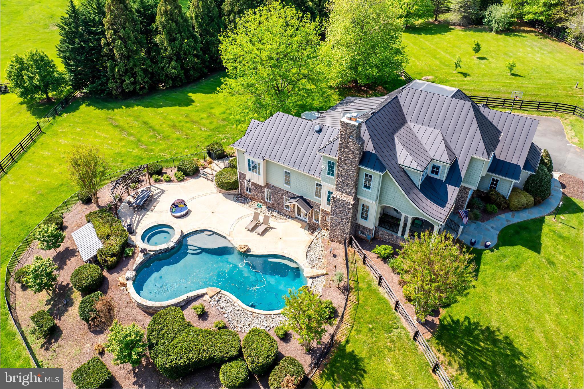 WOODBURN - Residential