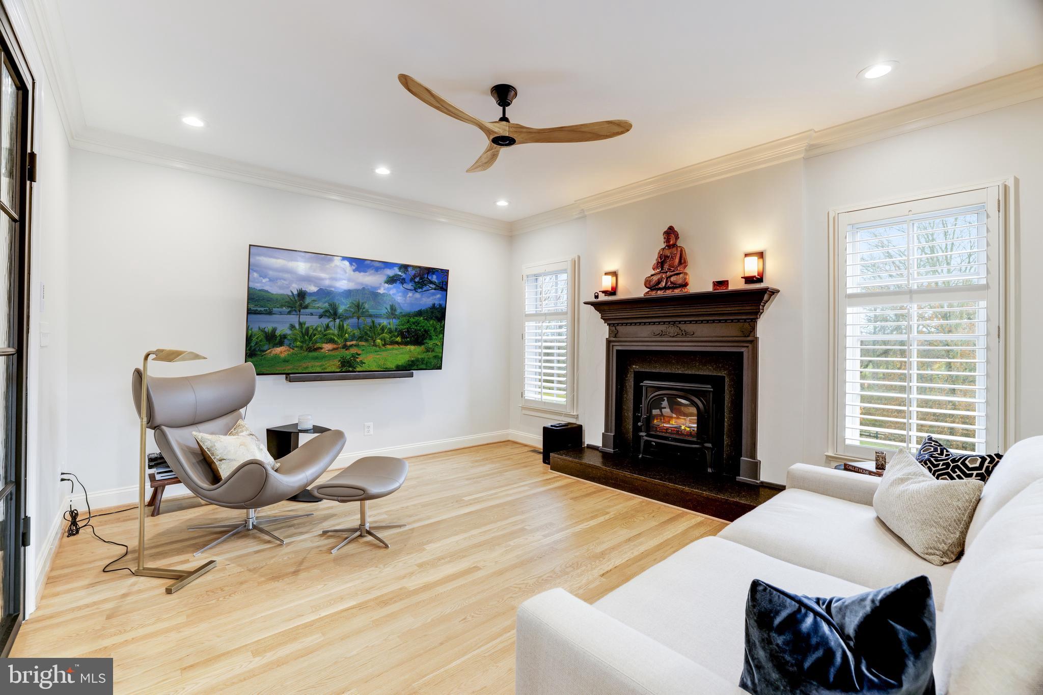 WOODBURN - Residential