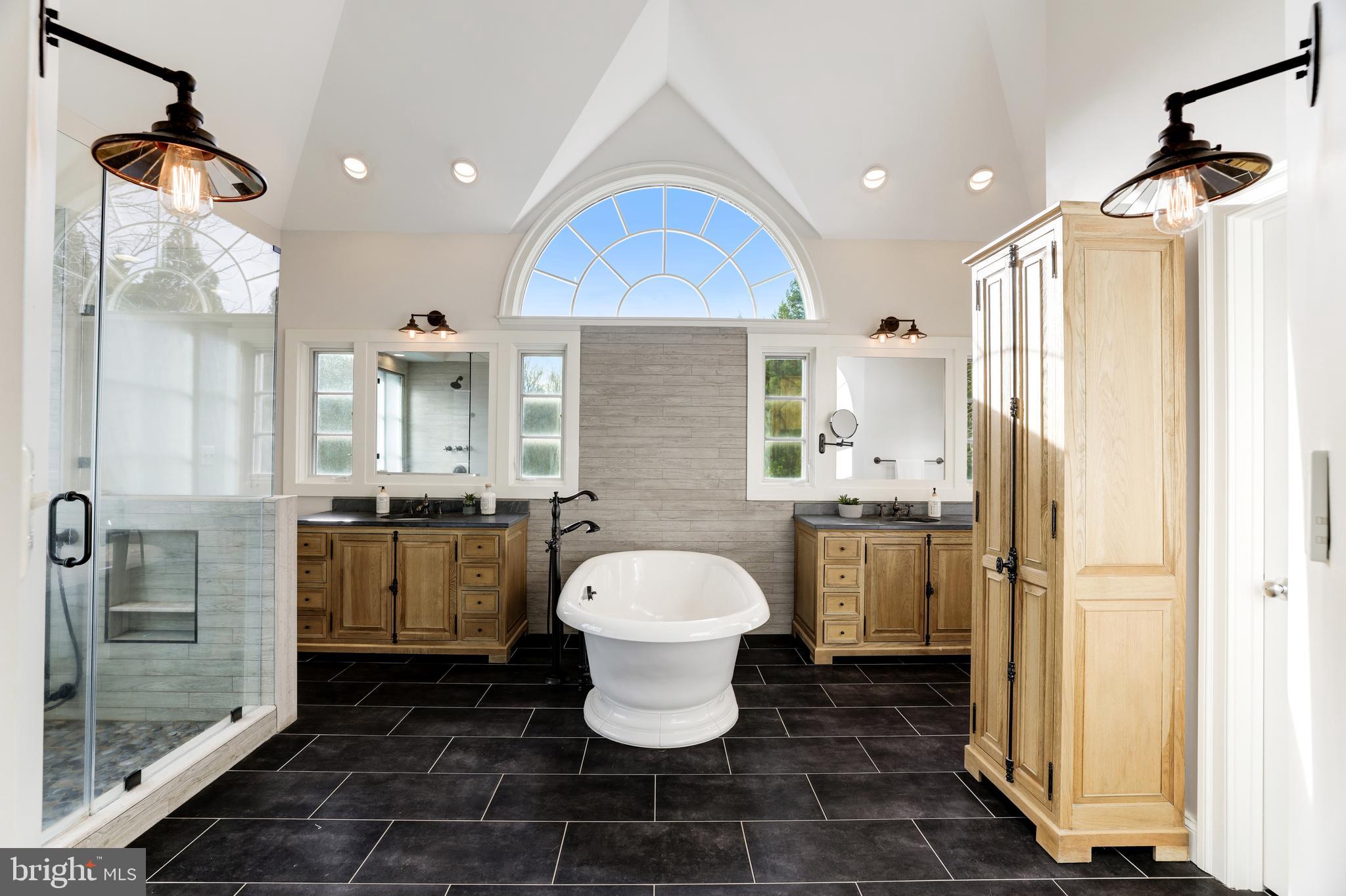 WOODBURN - Residential