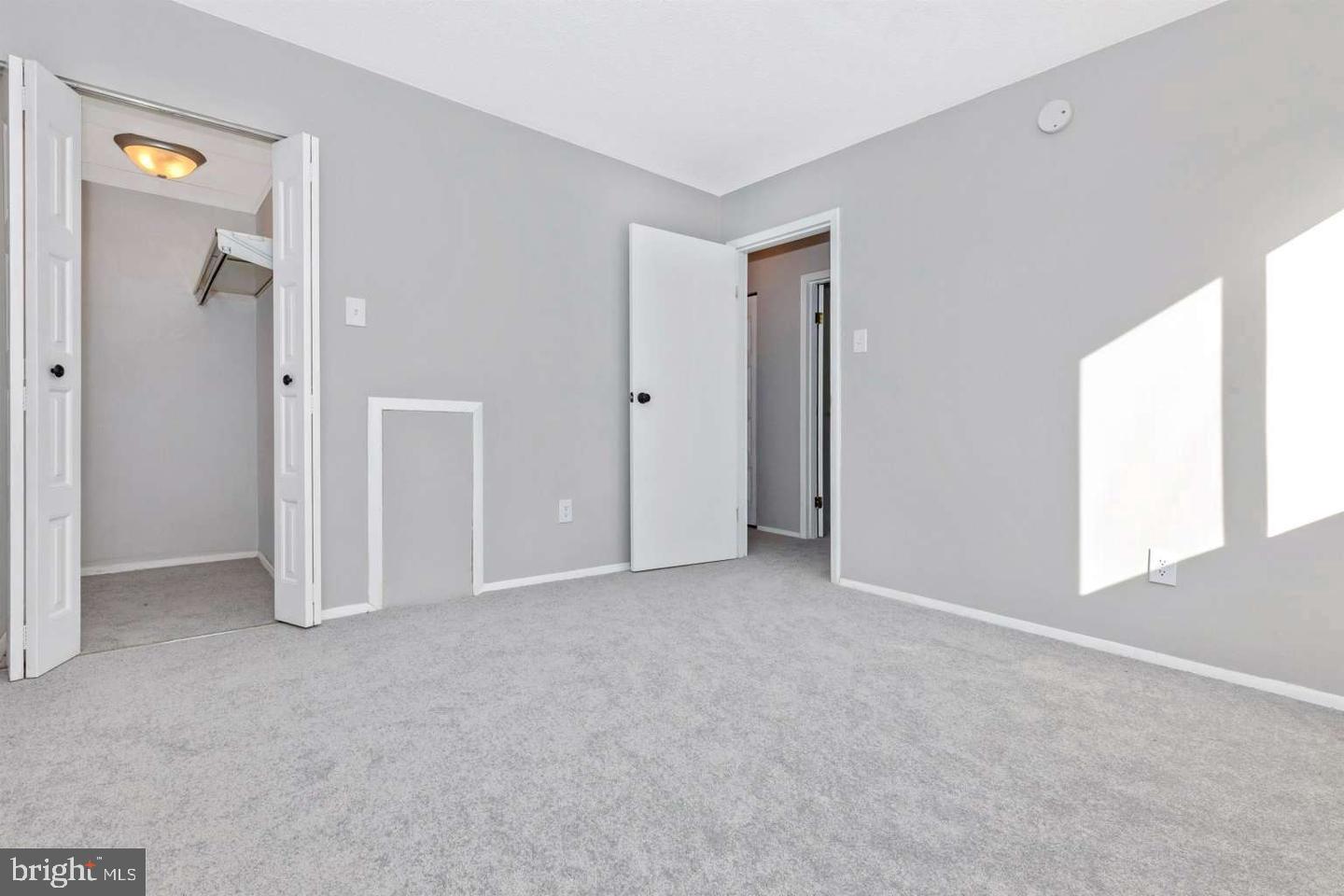 TOWAMENCIN CONDOS - Residential Lease