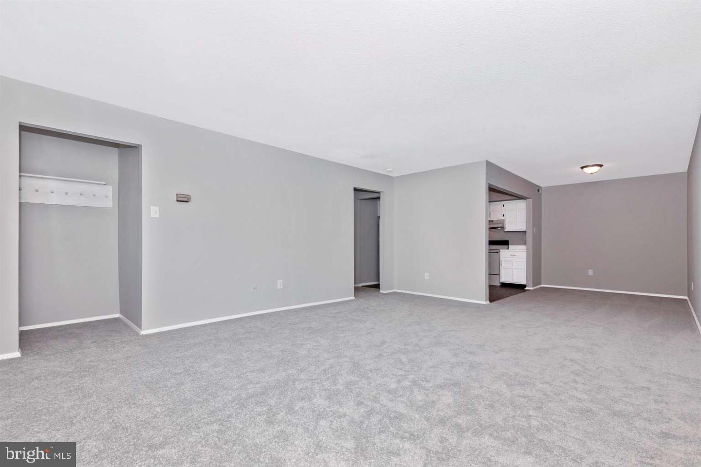 TOWAMENCIN CONDOS - Residential Lease