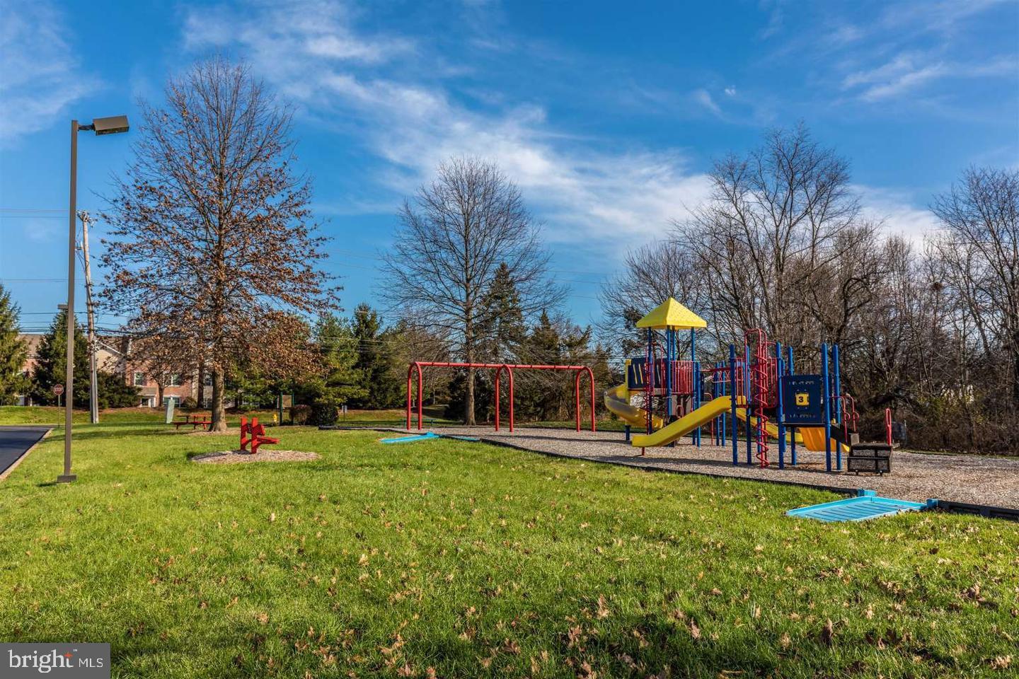 TOWAMENCIN CONDOS - Residential Lease