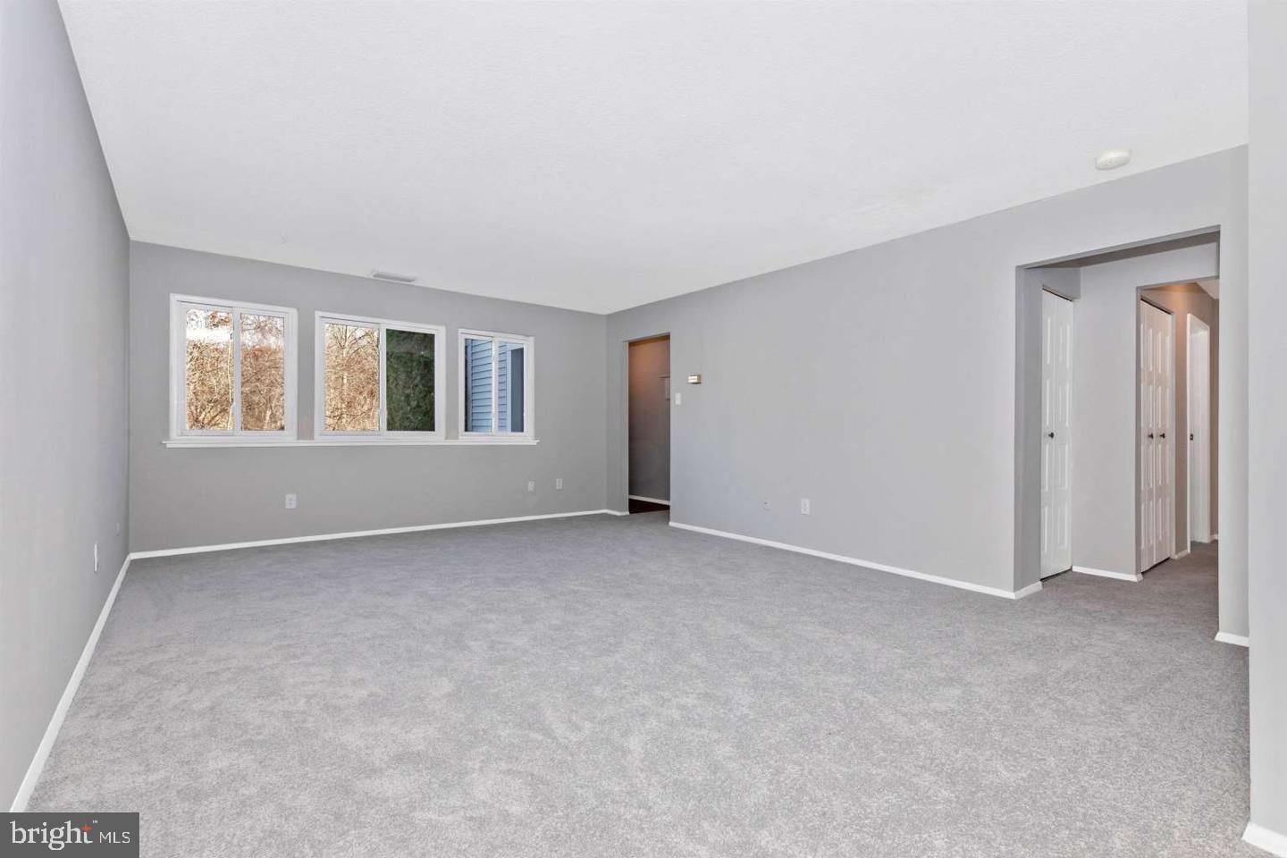 TOWAMENCIN CONDOS - Residential Lease