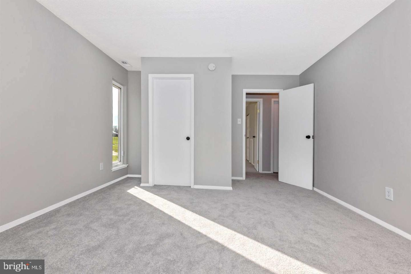 TOWAMENCIN CONDOS - Residential Lease