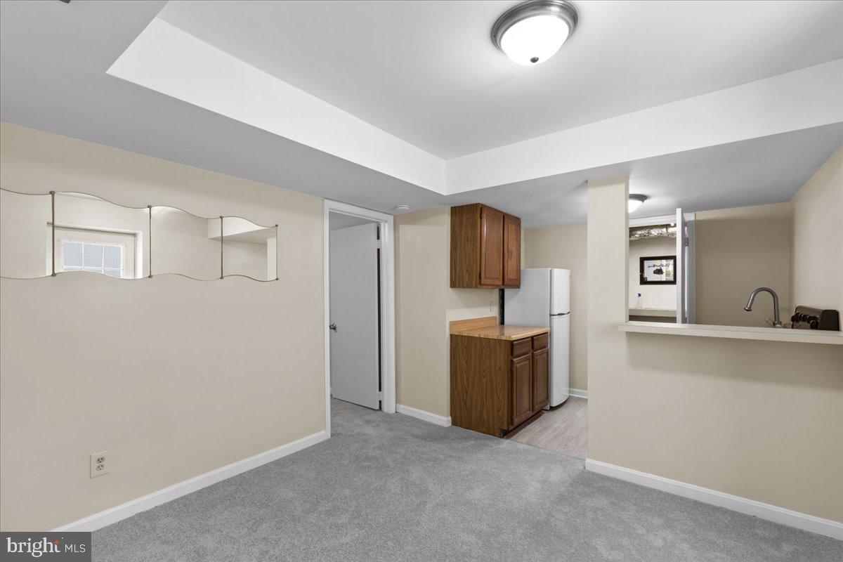 QUINCE ORCHARD KNOLLS - Residential