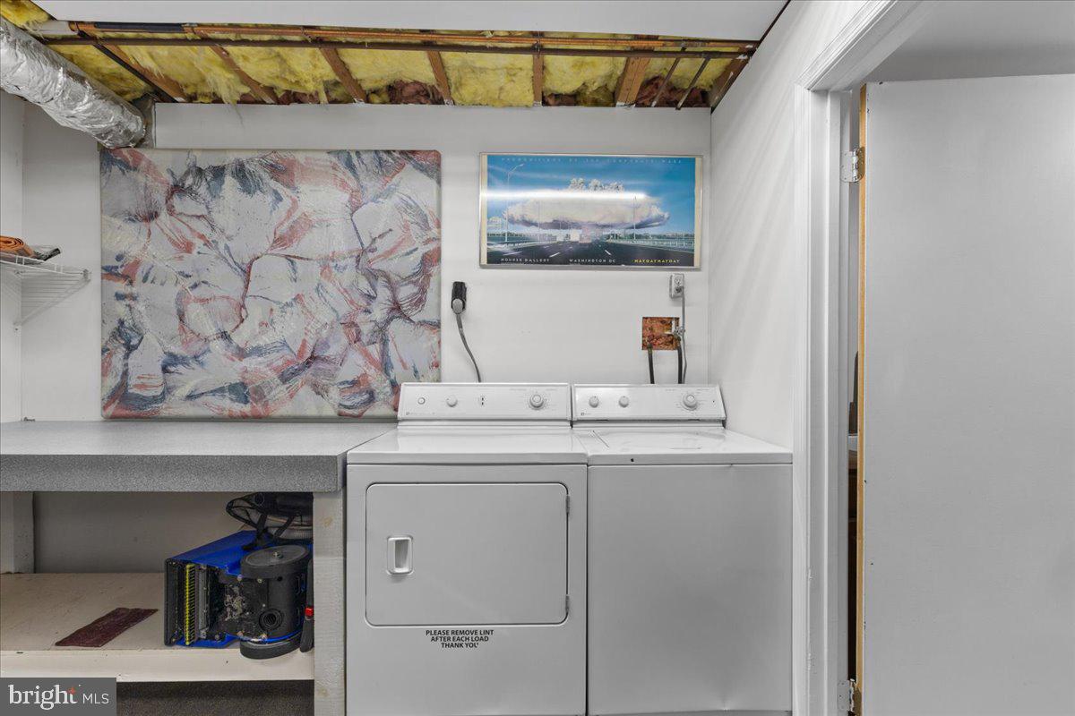 QUINCE ORCHARD KNOLLS - Residential