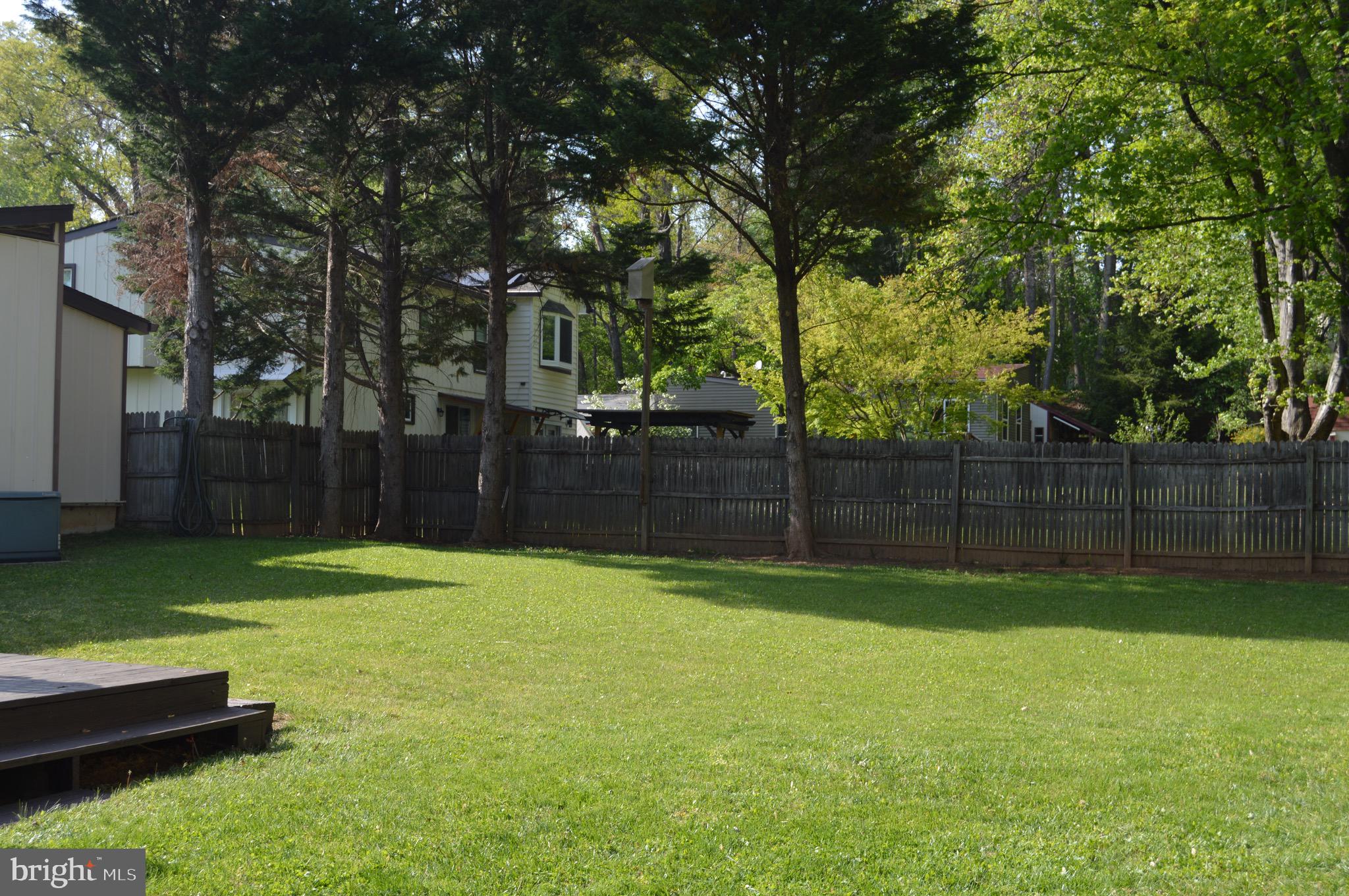 QUINCE ORCHARD KNOLLS - Residential