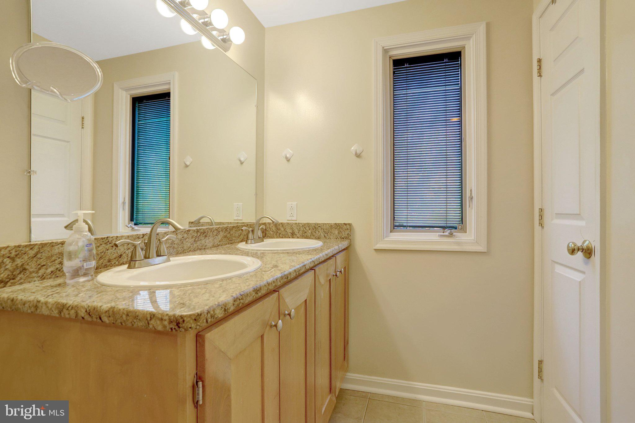 BROADMONT - Residential