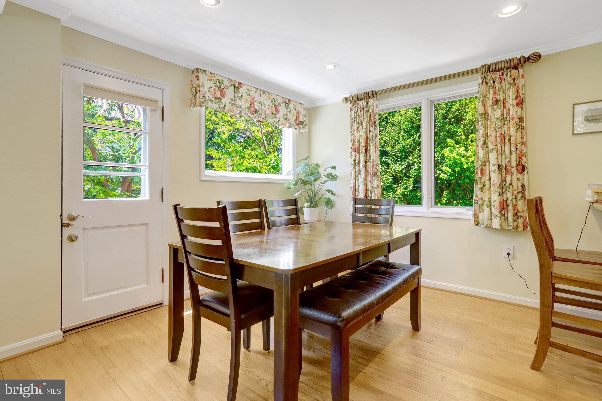 BROADMONT - Residential
