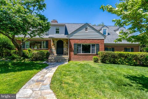 Photo of 209 Tyson Drive, FALLS CHURCH, VA 22046 (MLS # VAFA2003862)