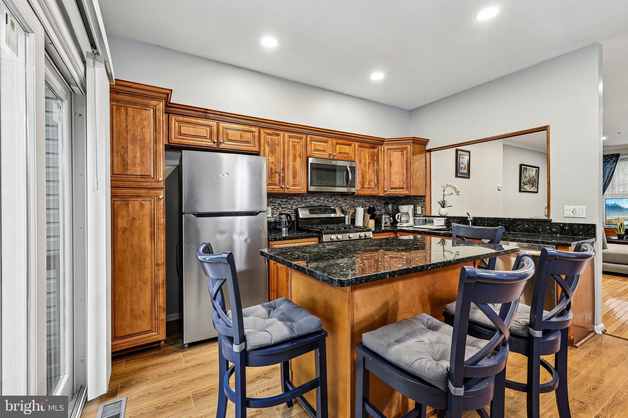 DIAMOND PROPERTY - Residential