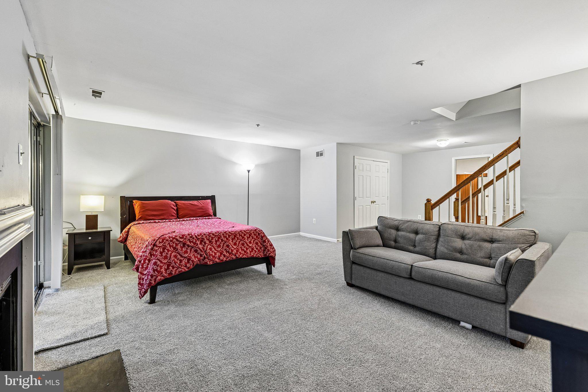 DIAMOND PROPERTY - Residential
