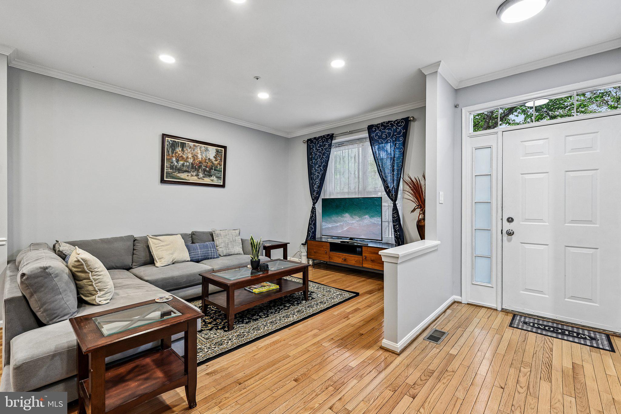DIAMOND PROPERTY - Residential