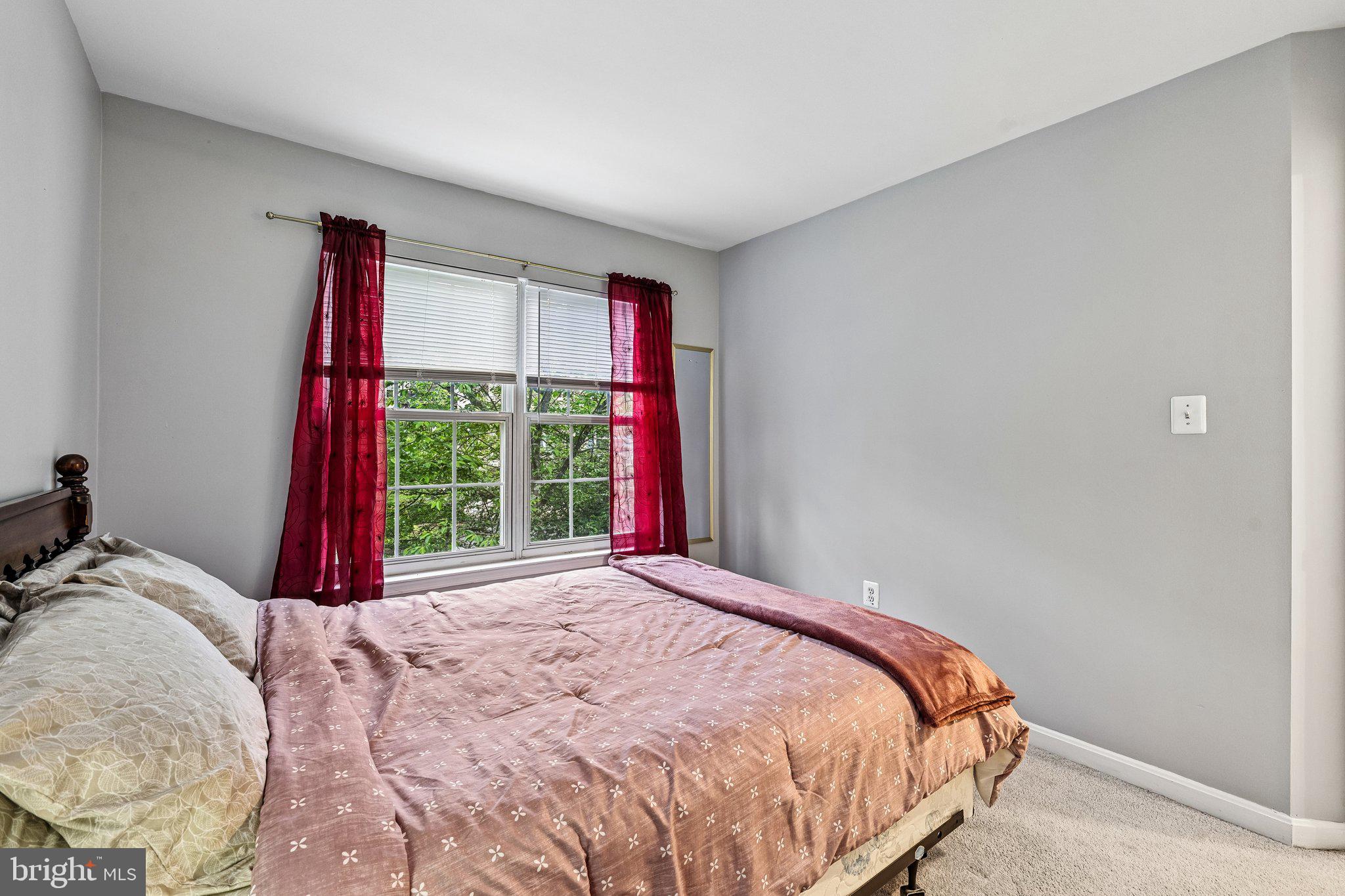 DIAMOND PROPERTY - Residential