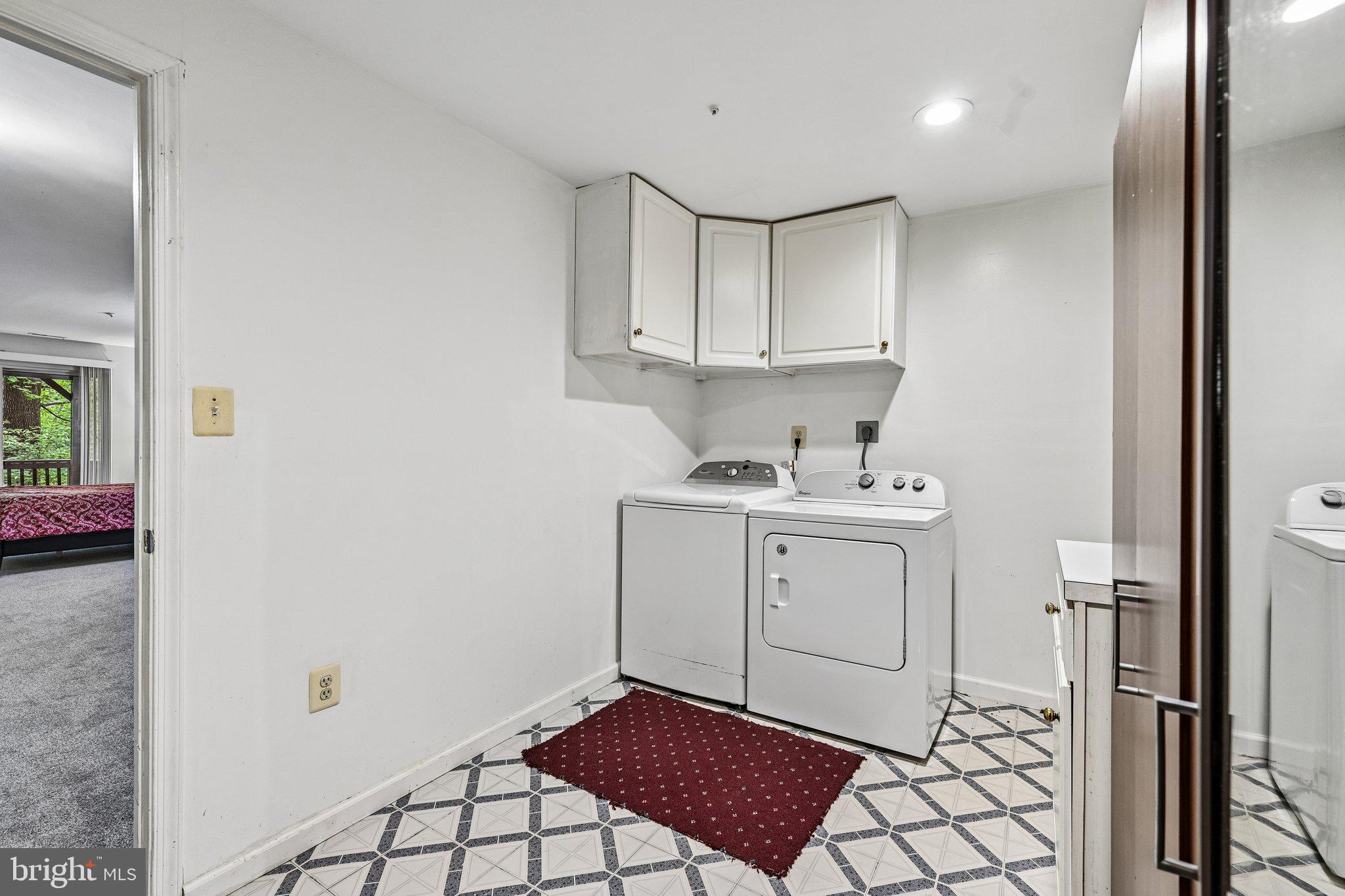 DIAMOND PROPERTY - Residential