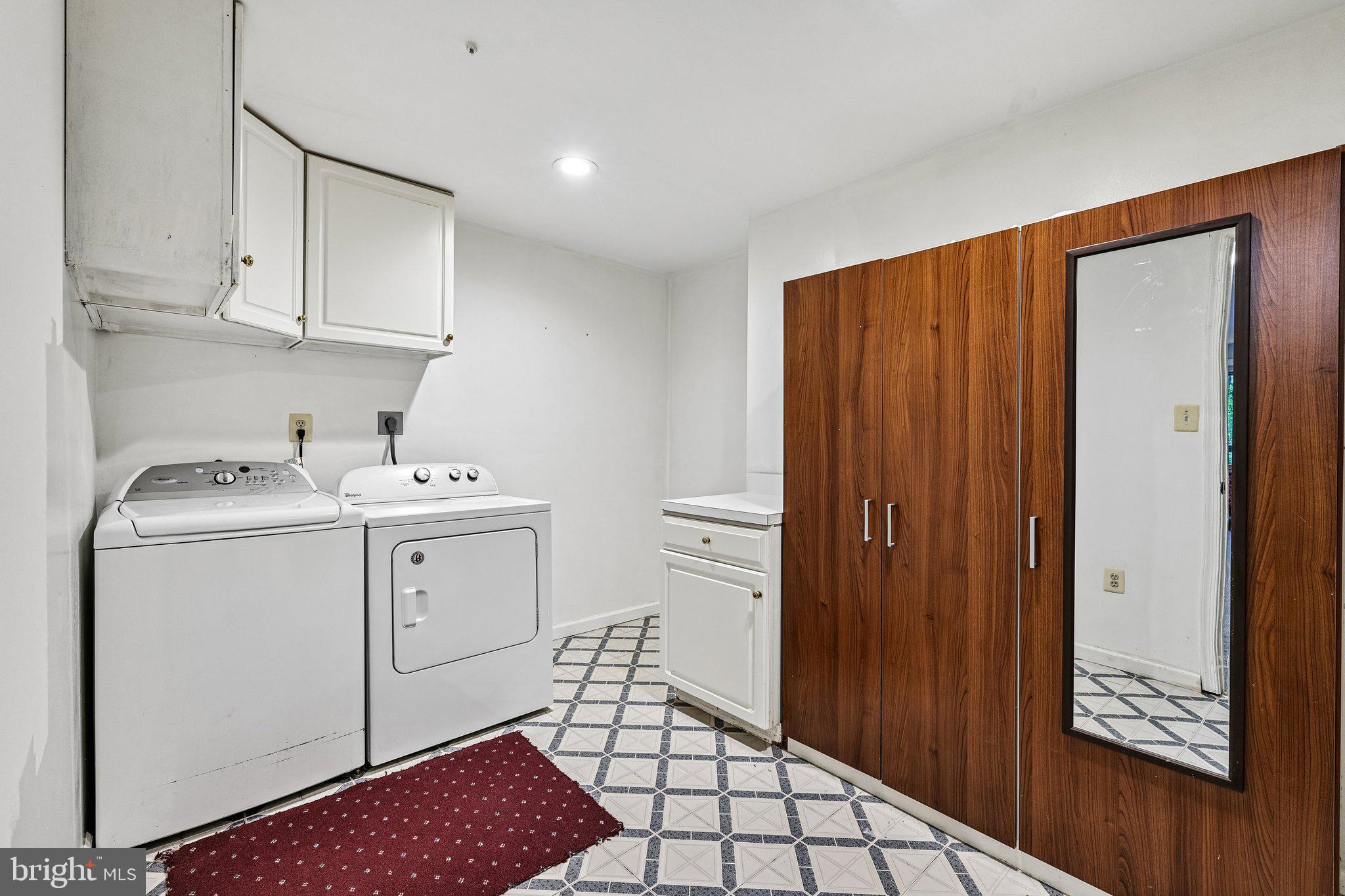 DIAMOND PROPERTY - Residential